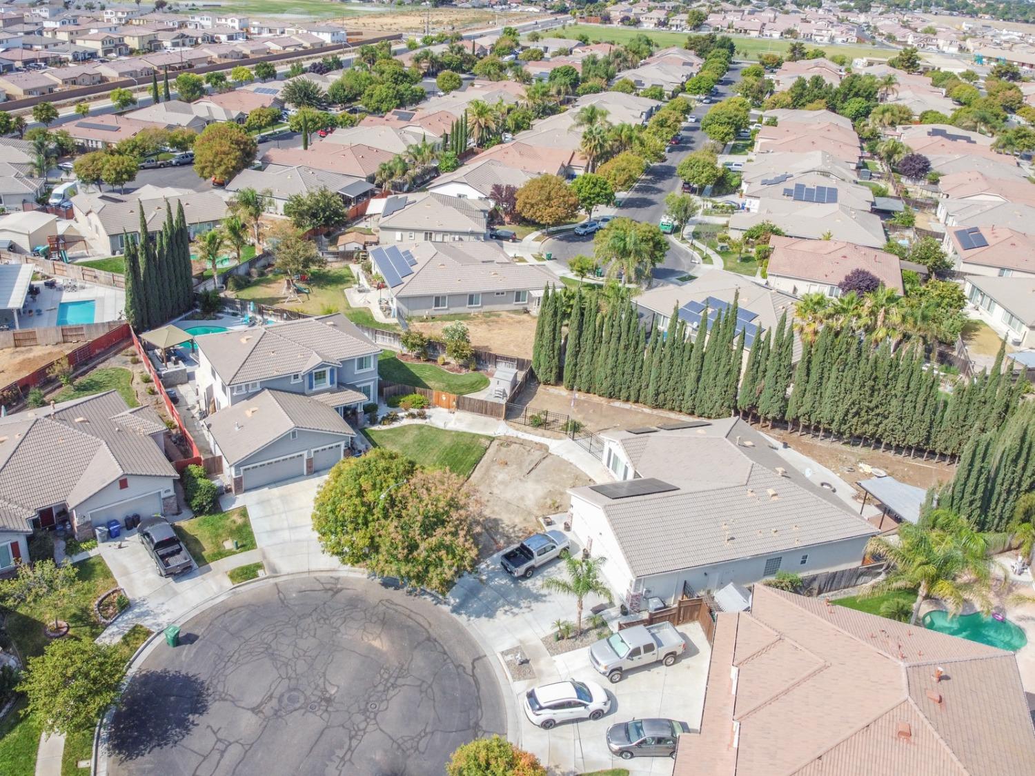 Detail Gallery Image 47 of 51 For 2164 Naples Ct, Los Banos,  CA 93635 - 5 Beds | 3 Baths