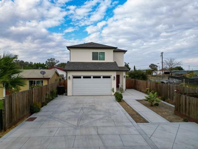 Detail Gallery Image 1 of 1 For 24126 W Center St, Los Banos,  CA 93635 - 3 Beds | 2/1 Baths