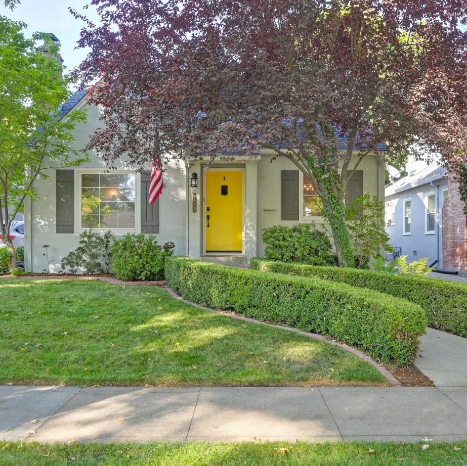 Photo of 1833 Vallejo Wy in Sacramento, CA