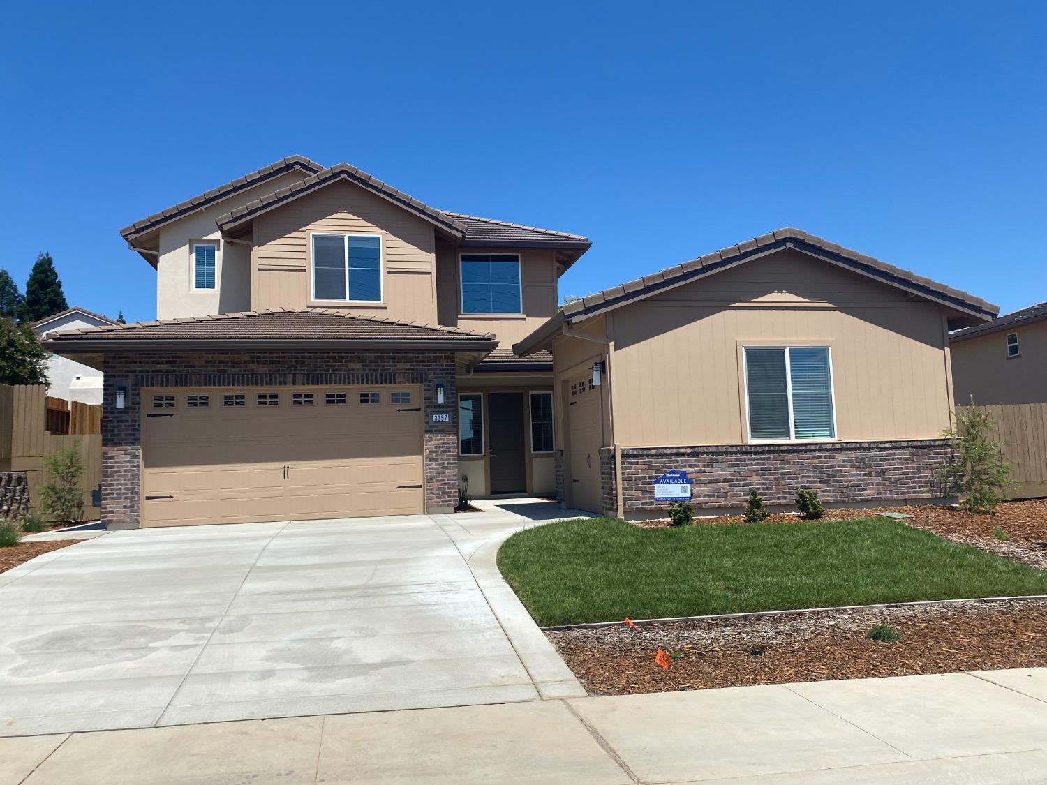 Photo of 3057 Mohican St in El Dorado Hills, CA