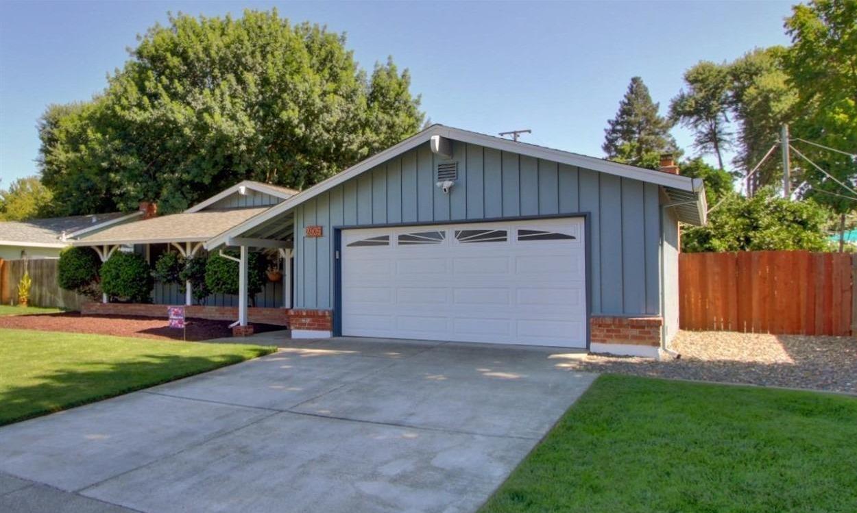 Photo of 2605 Bridgeport Wy in Sacramento, CA