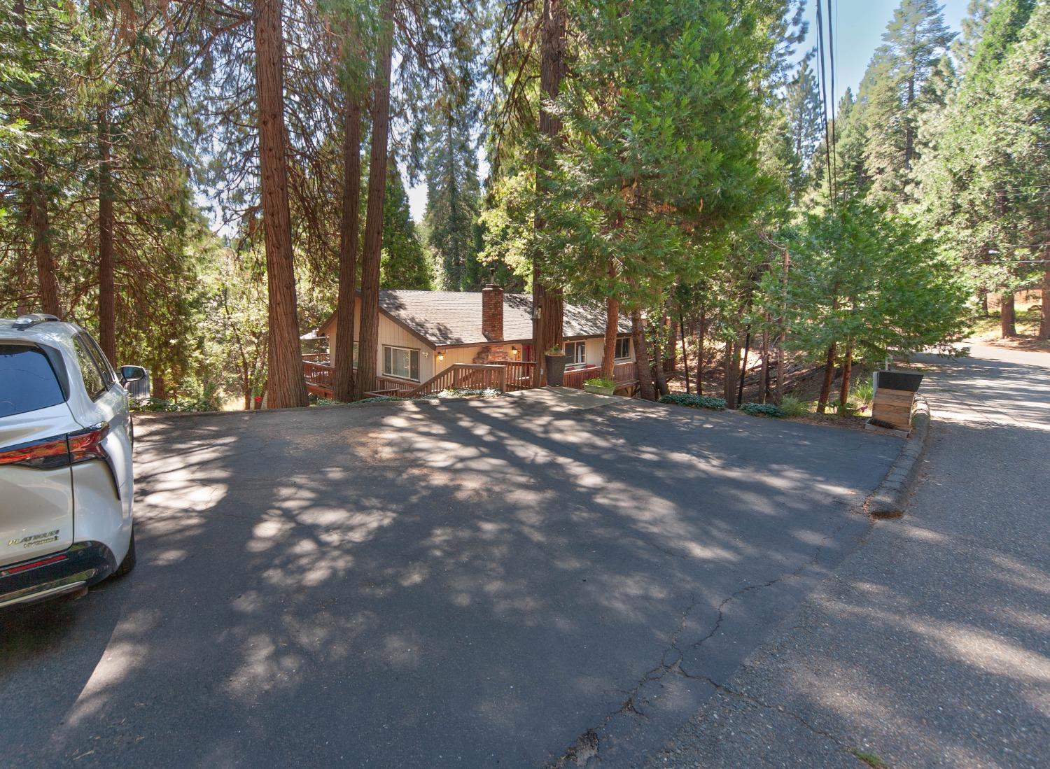 Lakewood Drive, Pollock Pines, California image 38