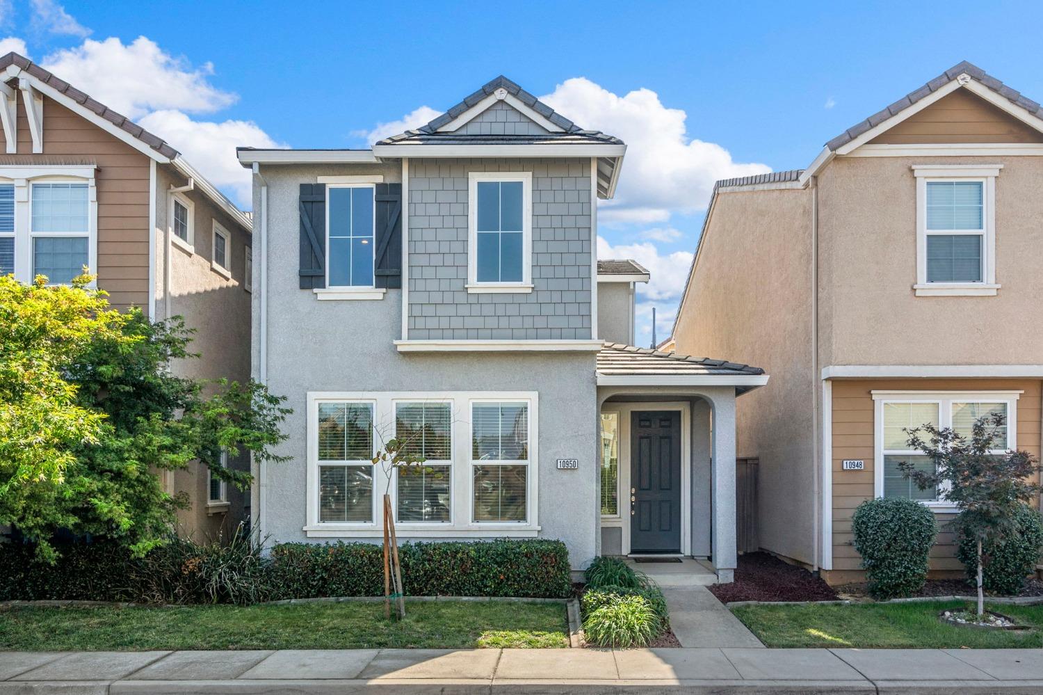 Photo of 10950 Stourport Wy in Rancho Cordova, CA