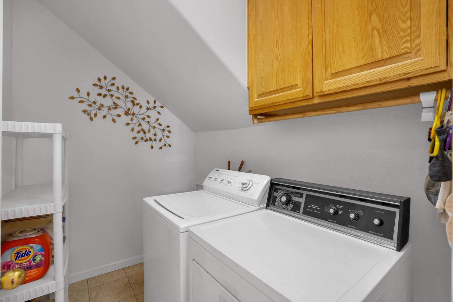 Detail Gallery Image 17 of 51 For 2164 Naples Ct, Los Banos,  CA 93635 - 5 Beds | 3 Baths