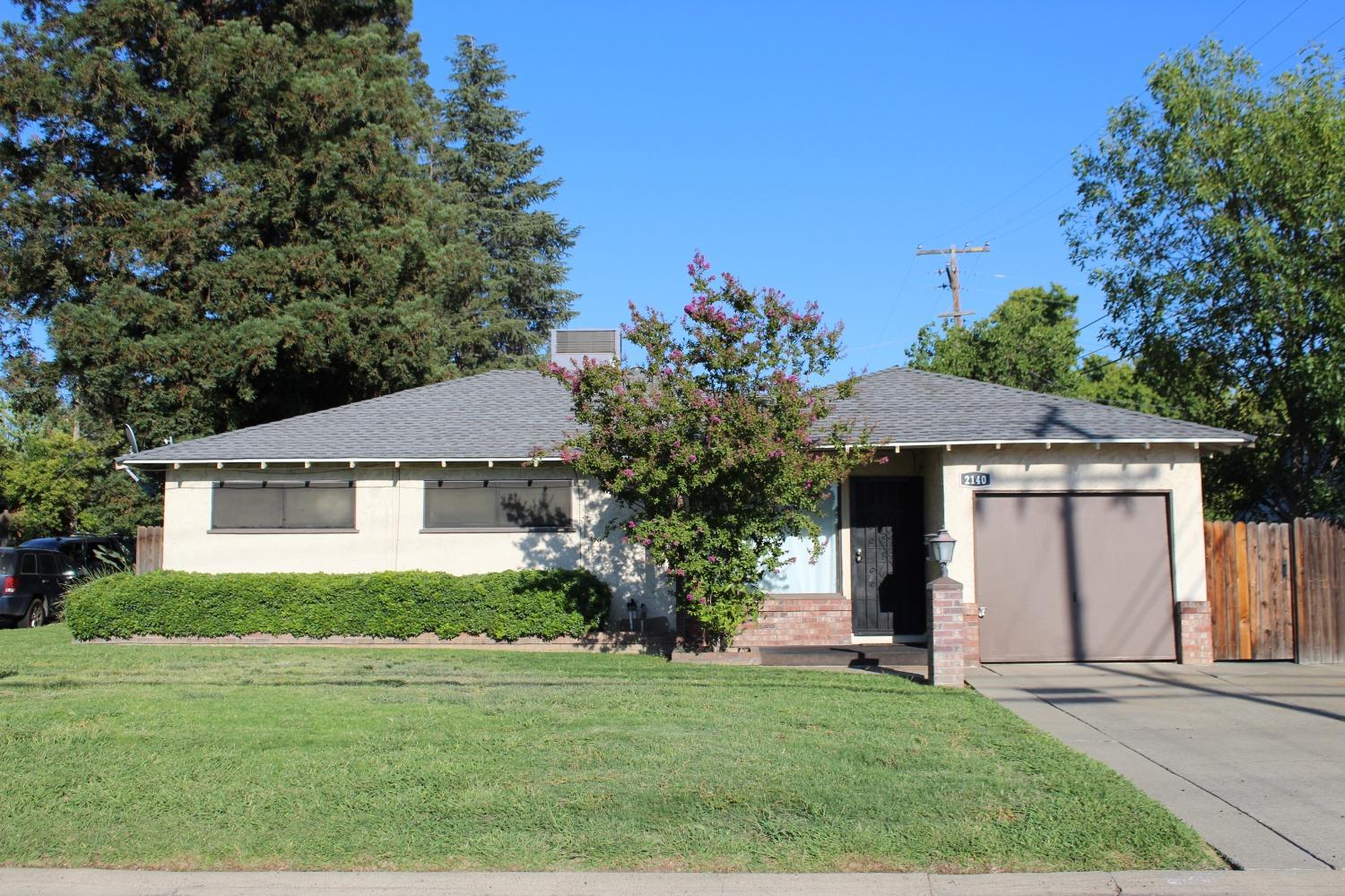 Photo of 2140 Ethan Wy in Sacramento, CA