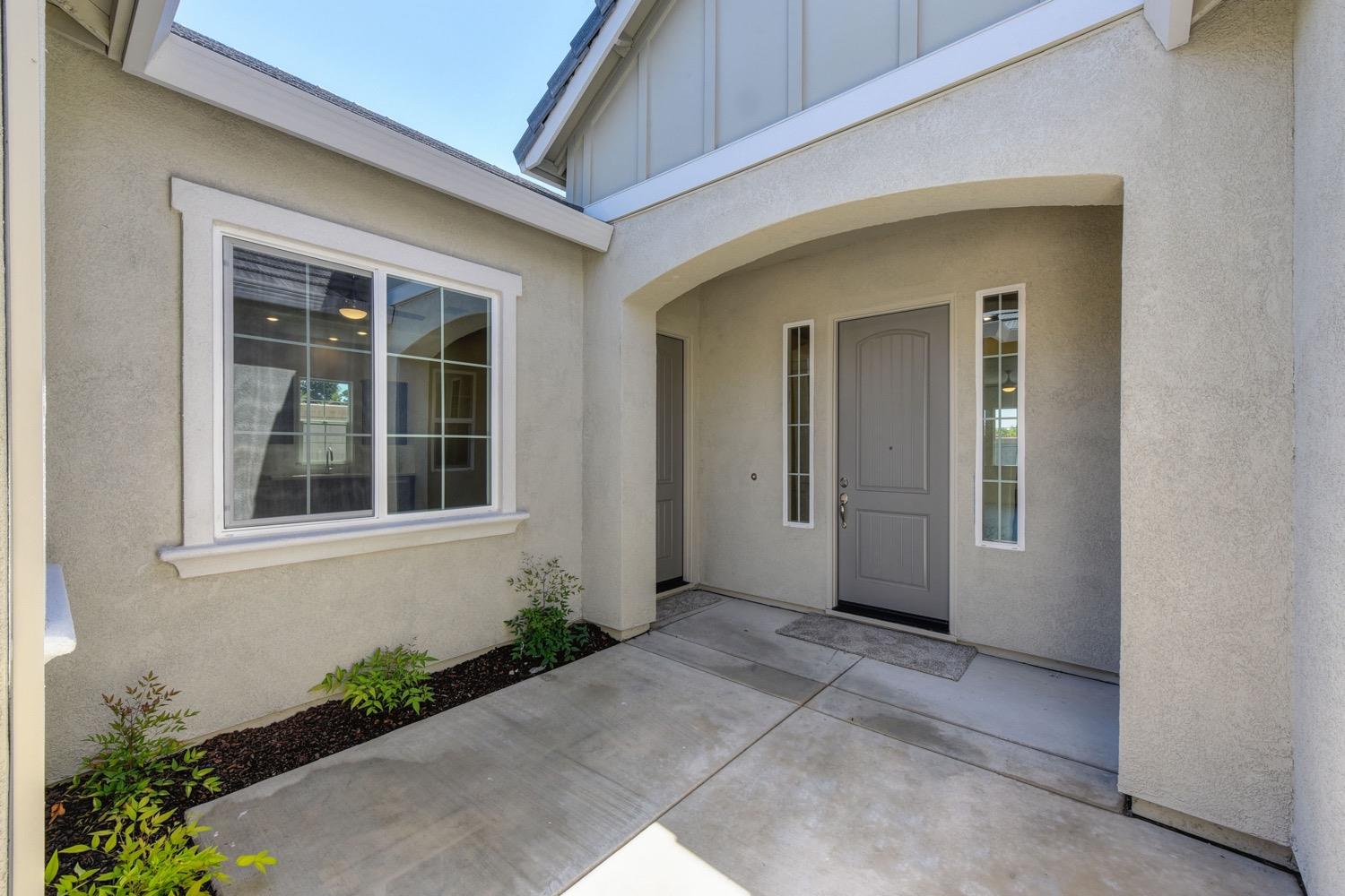 Goldbloom Place, Roseville, California image 3