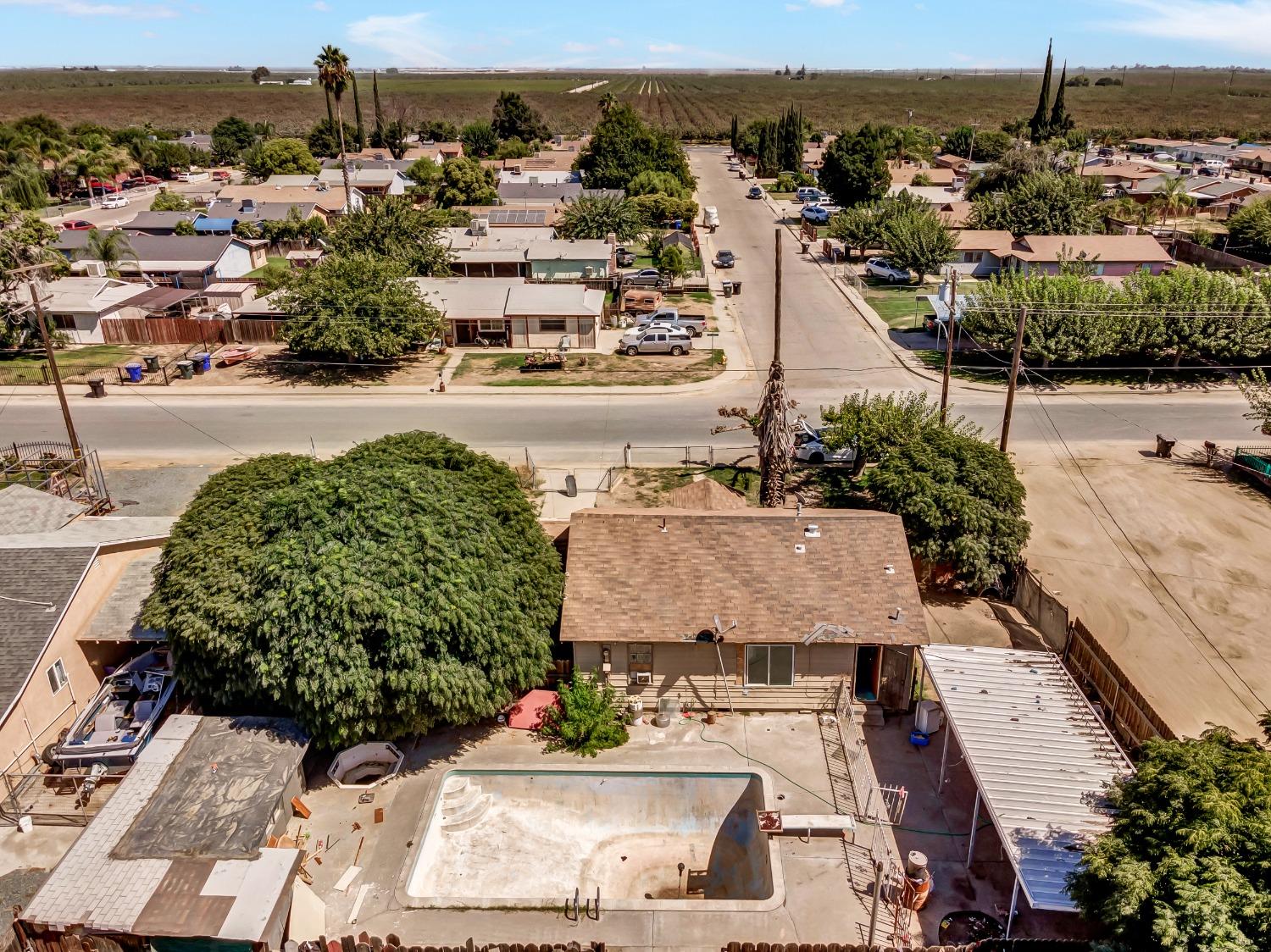 Walnut Street, Pixley, California image 6