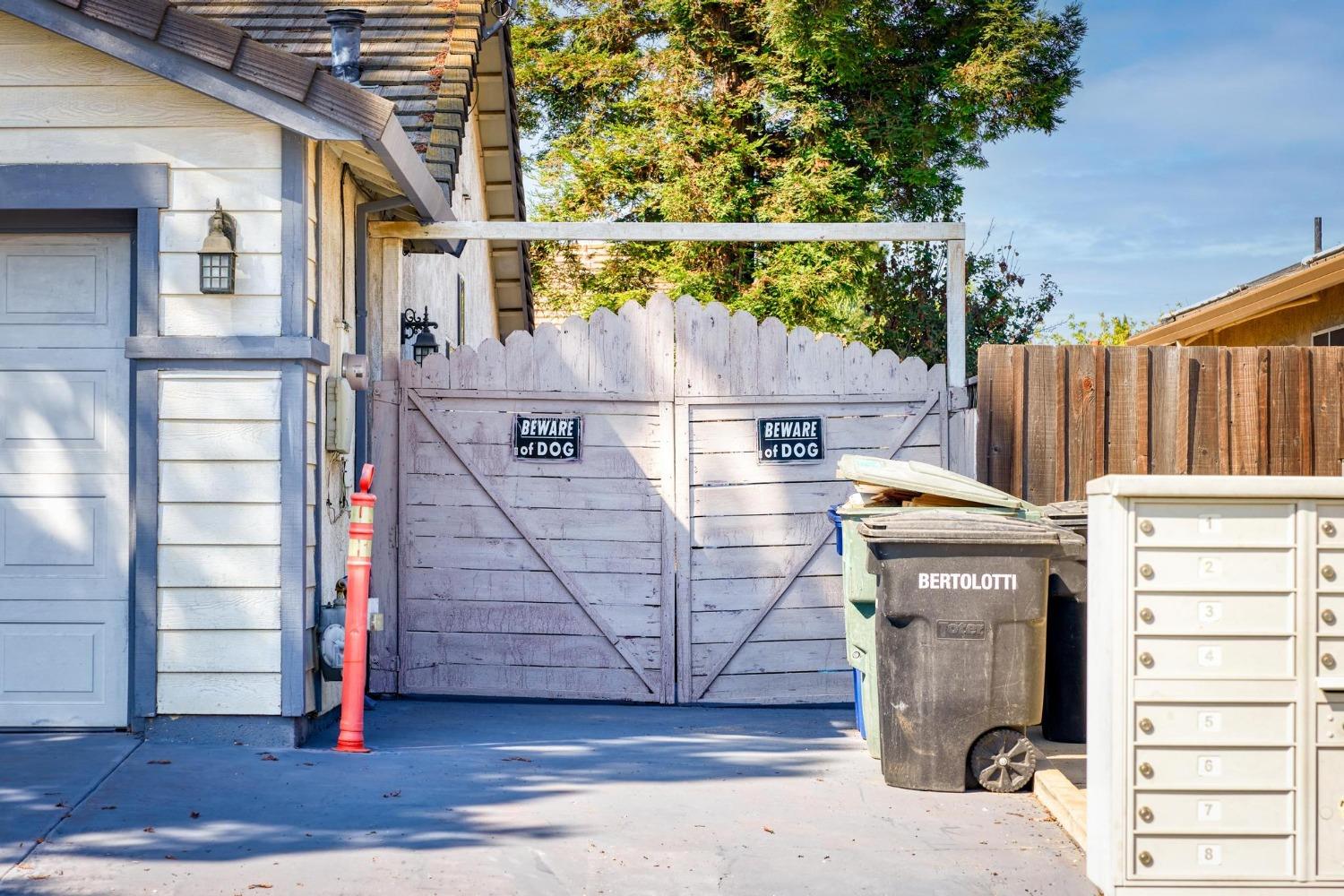 Farmhouse Court, Salida, California image 8