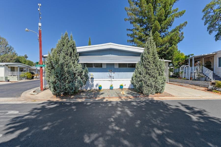 Photo of 1586 Cottonwood Cir #56 in Auburn, CA