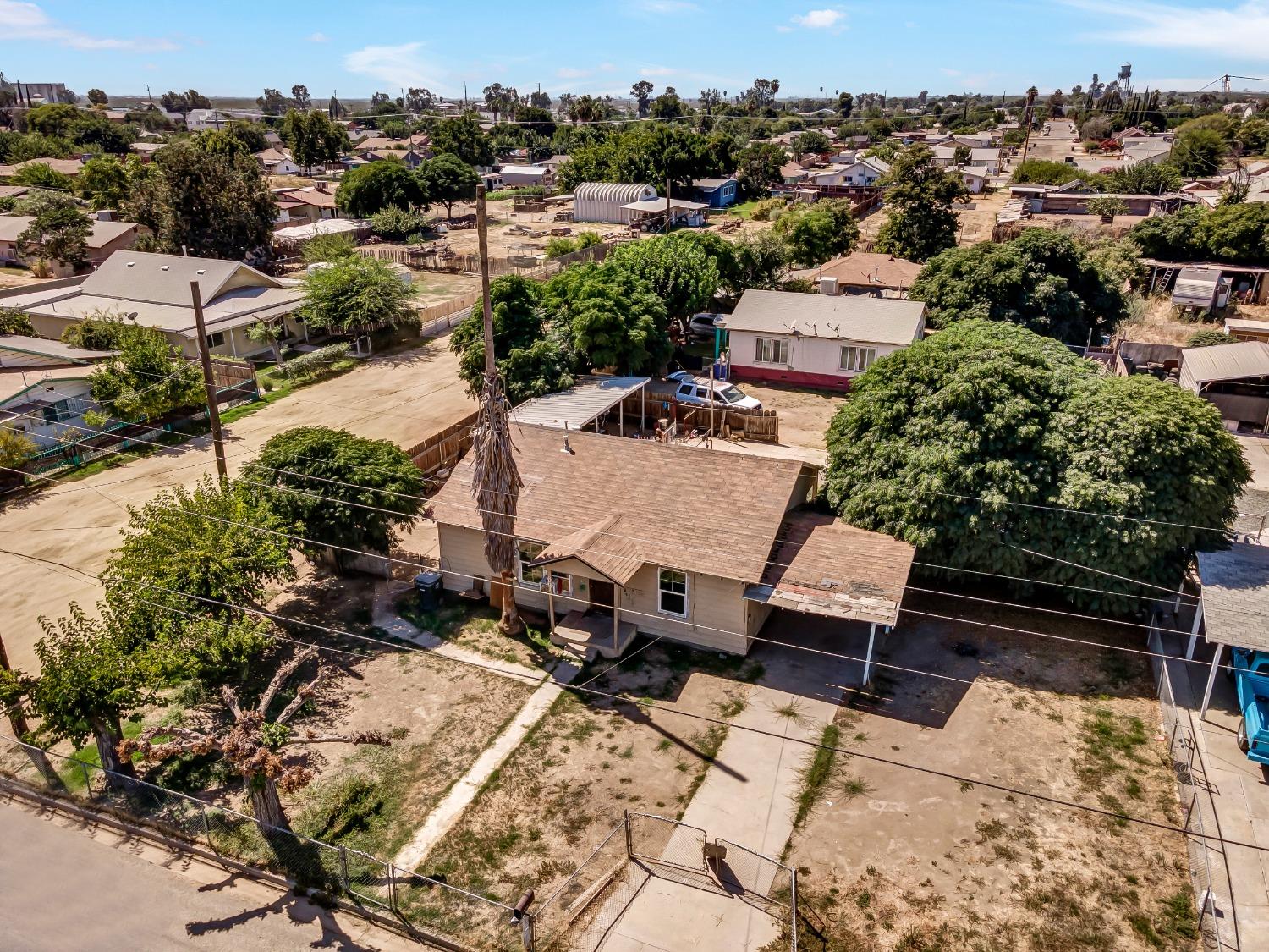 Walnut Street, Pixley, California image 3