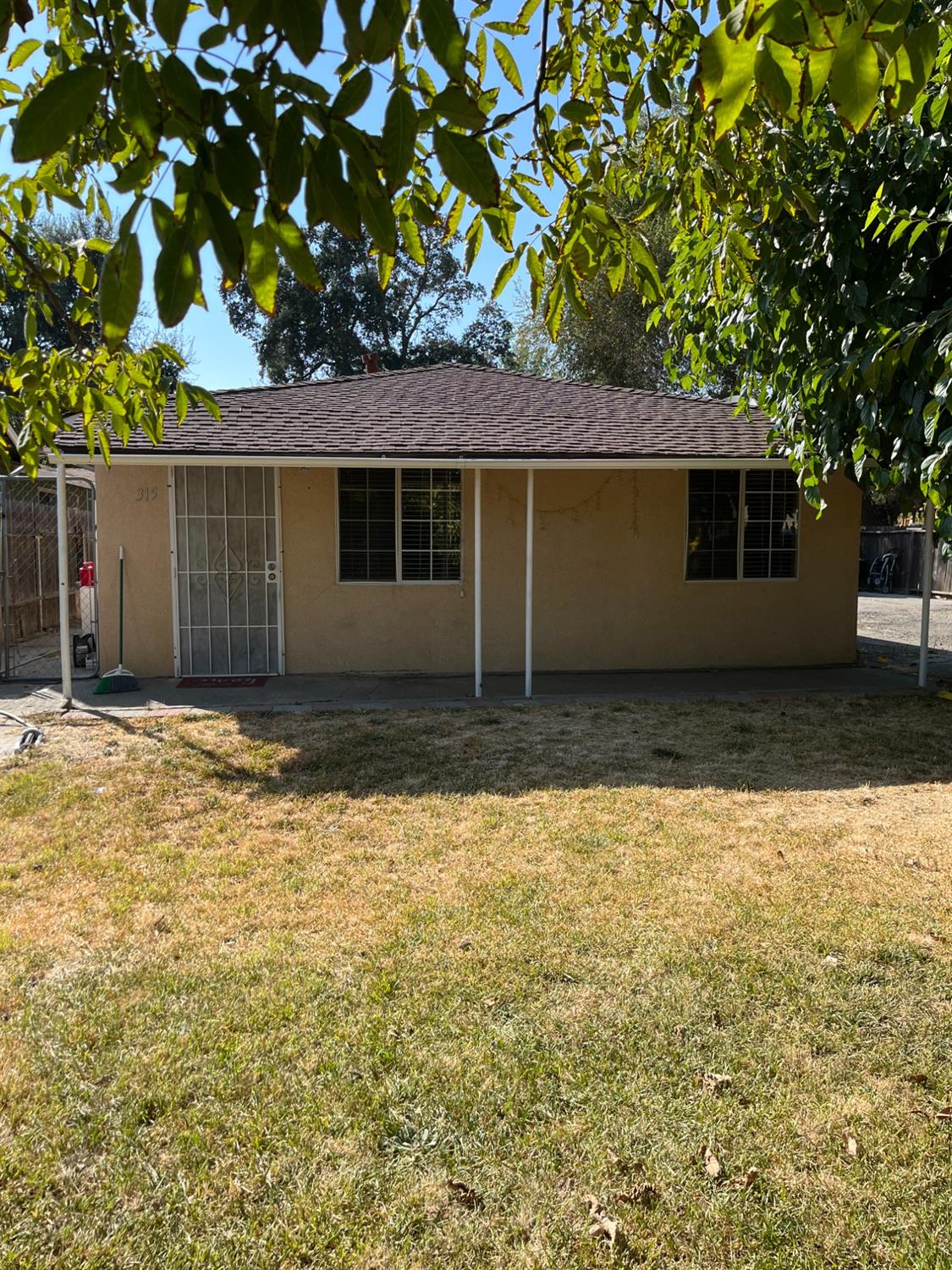 Photo of 315 Freeman St in Woodland, CA