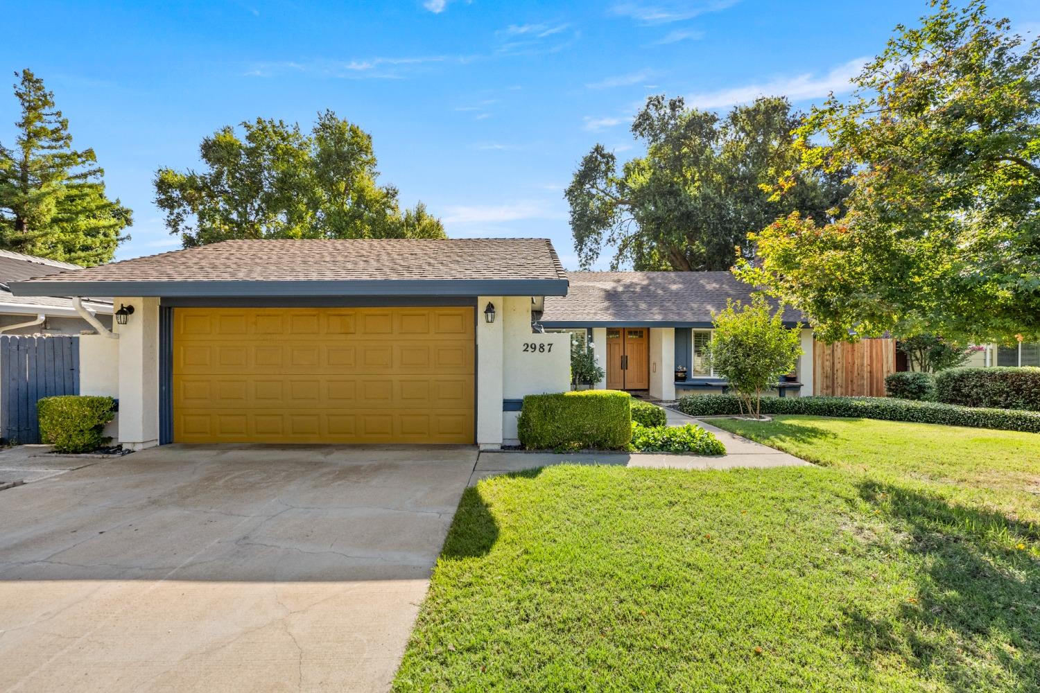 Photo of 2987 Spruce Wy in West Sacramento, CA