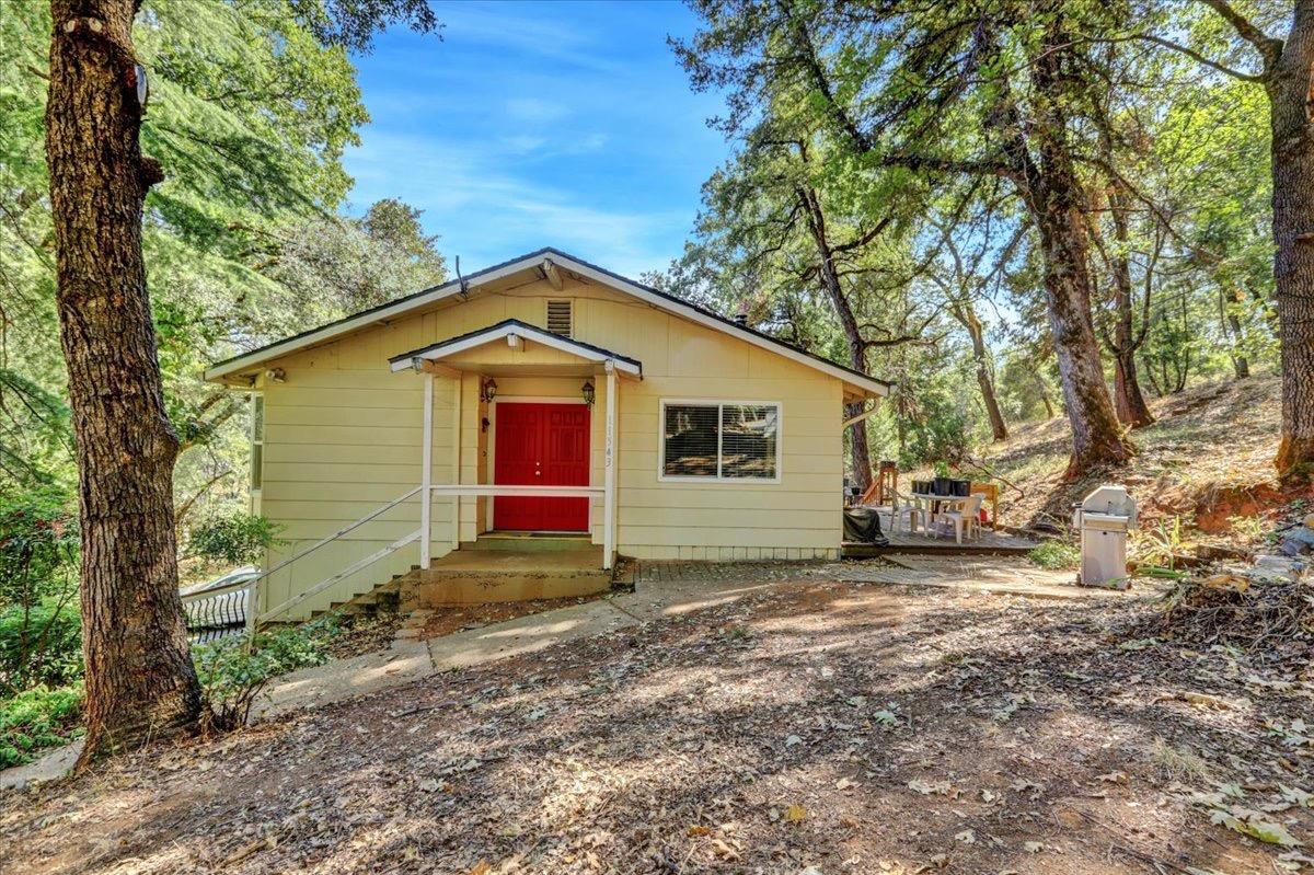Photo of 11553 W Brookview Dr in Grass Valley, CA
