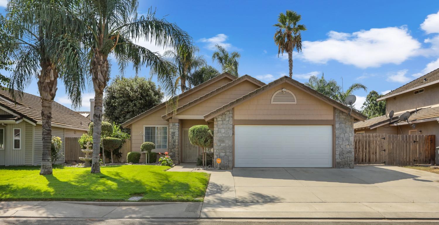 Photo of 2718 Coad Ln in Riverbank, CA
