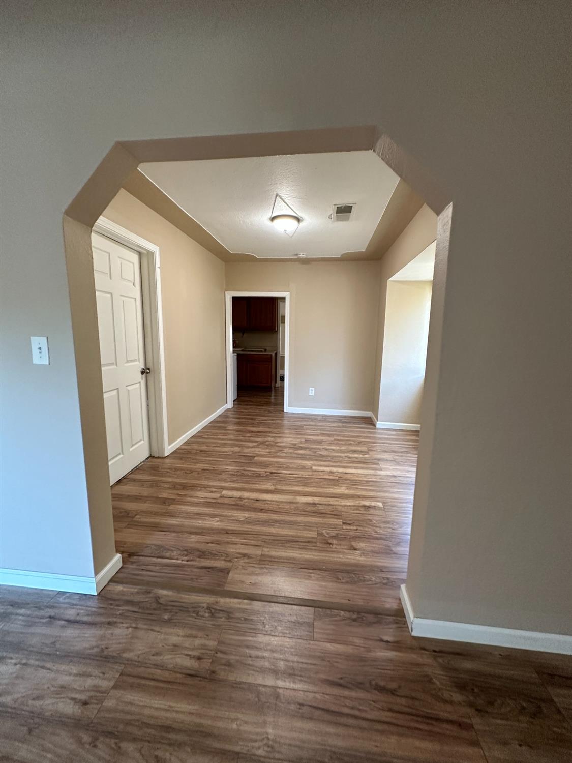 Detail Gallery Image 5 of 21 For 175 E Main St, Merced,  CA 95348 - – Beds | – Baths