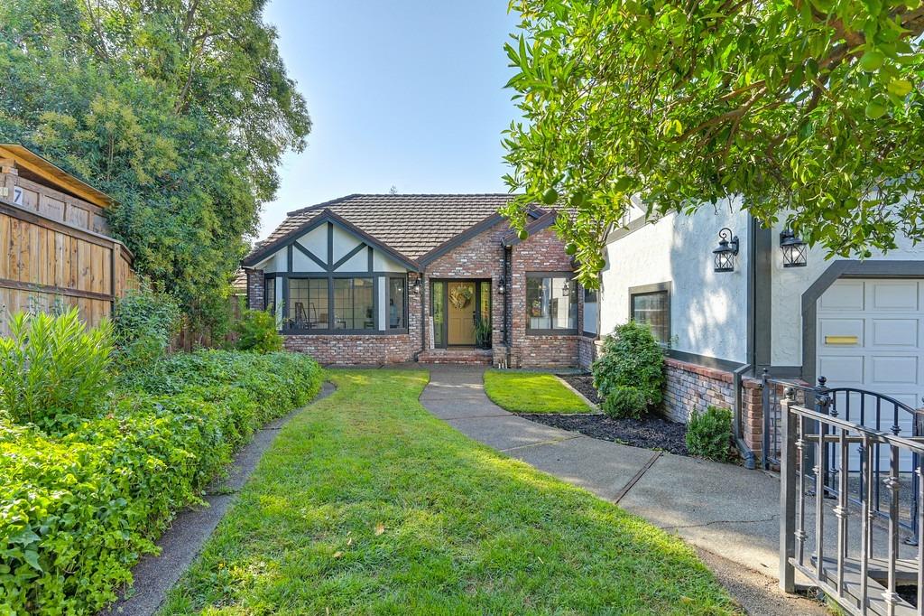 Ridgeglen Way, Fair Oaks, California image 16