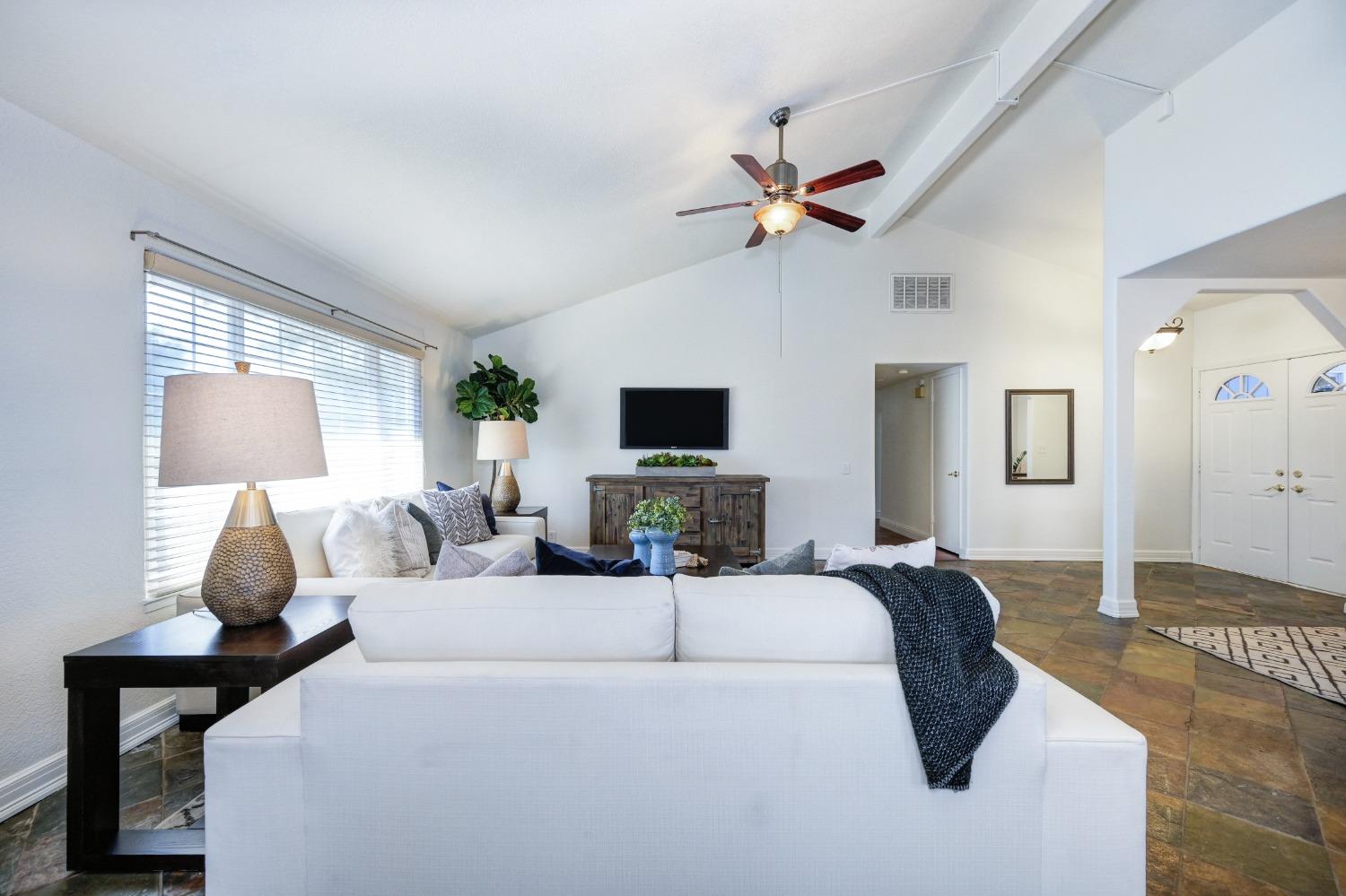 Kifisia Way, Fair Oaks, California image 14