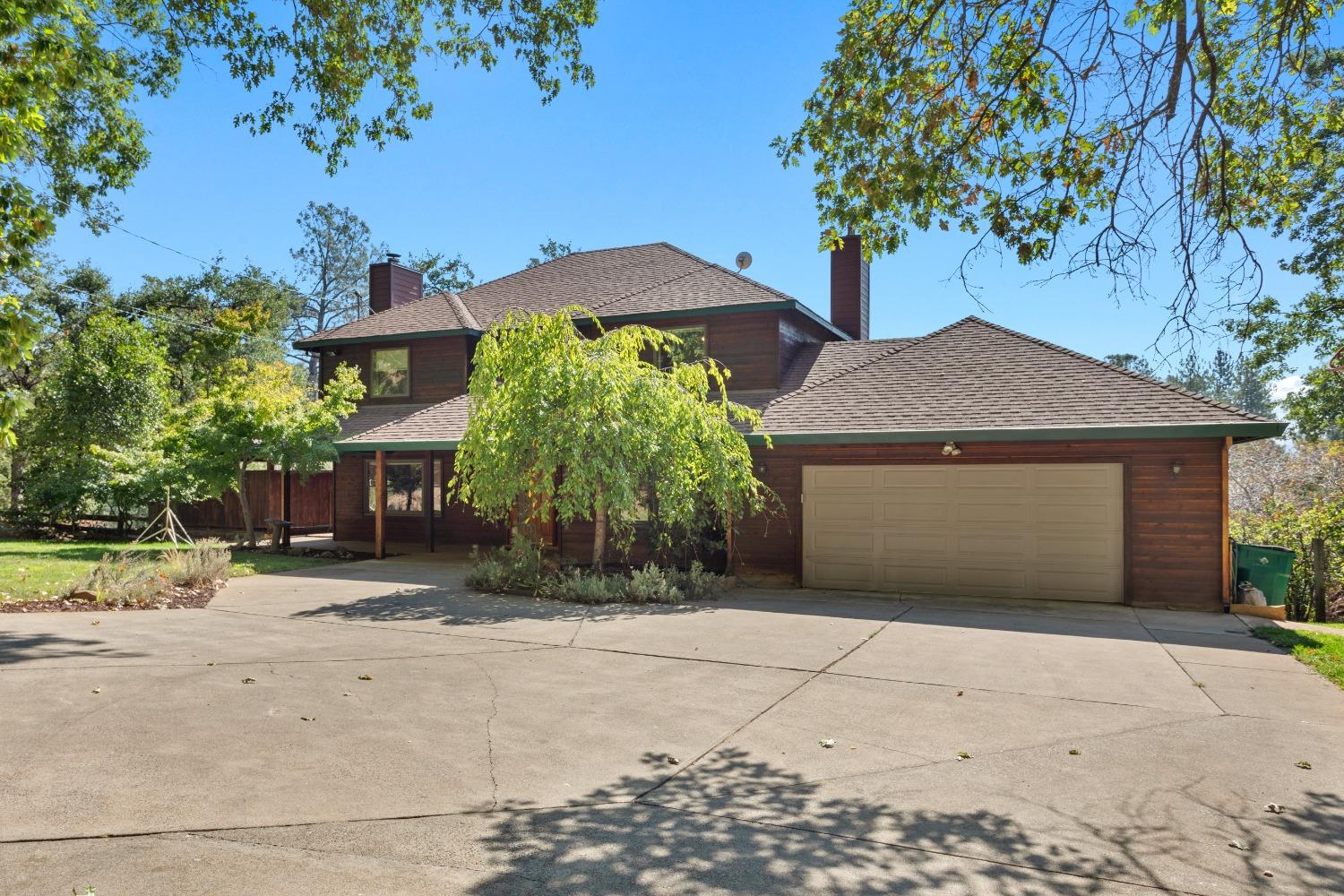 Photo of 3052 Verde Robles Ct in Camino, CA