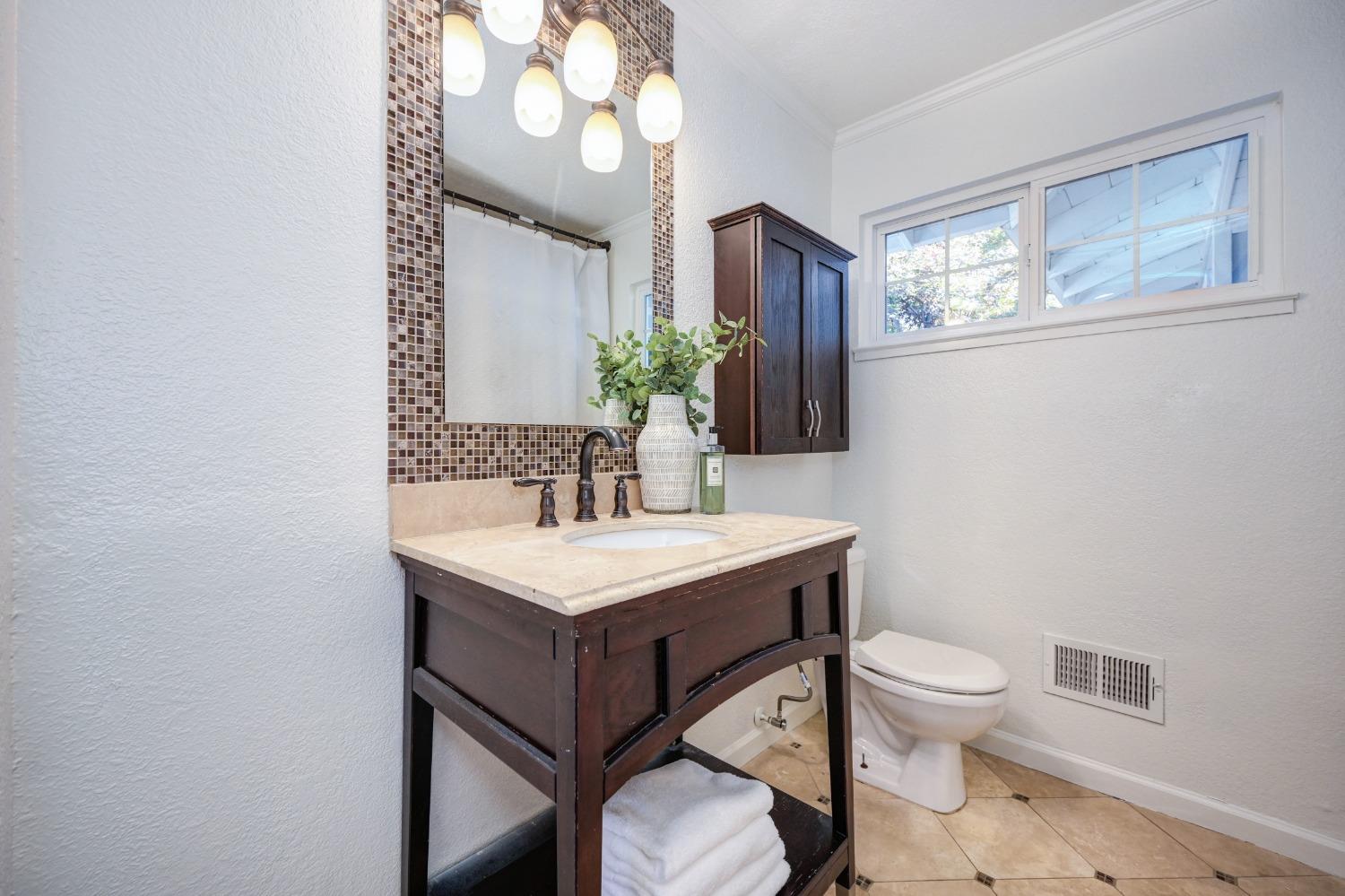 Kifisia Way, Fair Oaks, California image 30