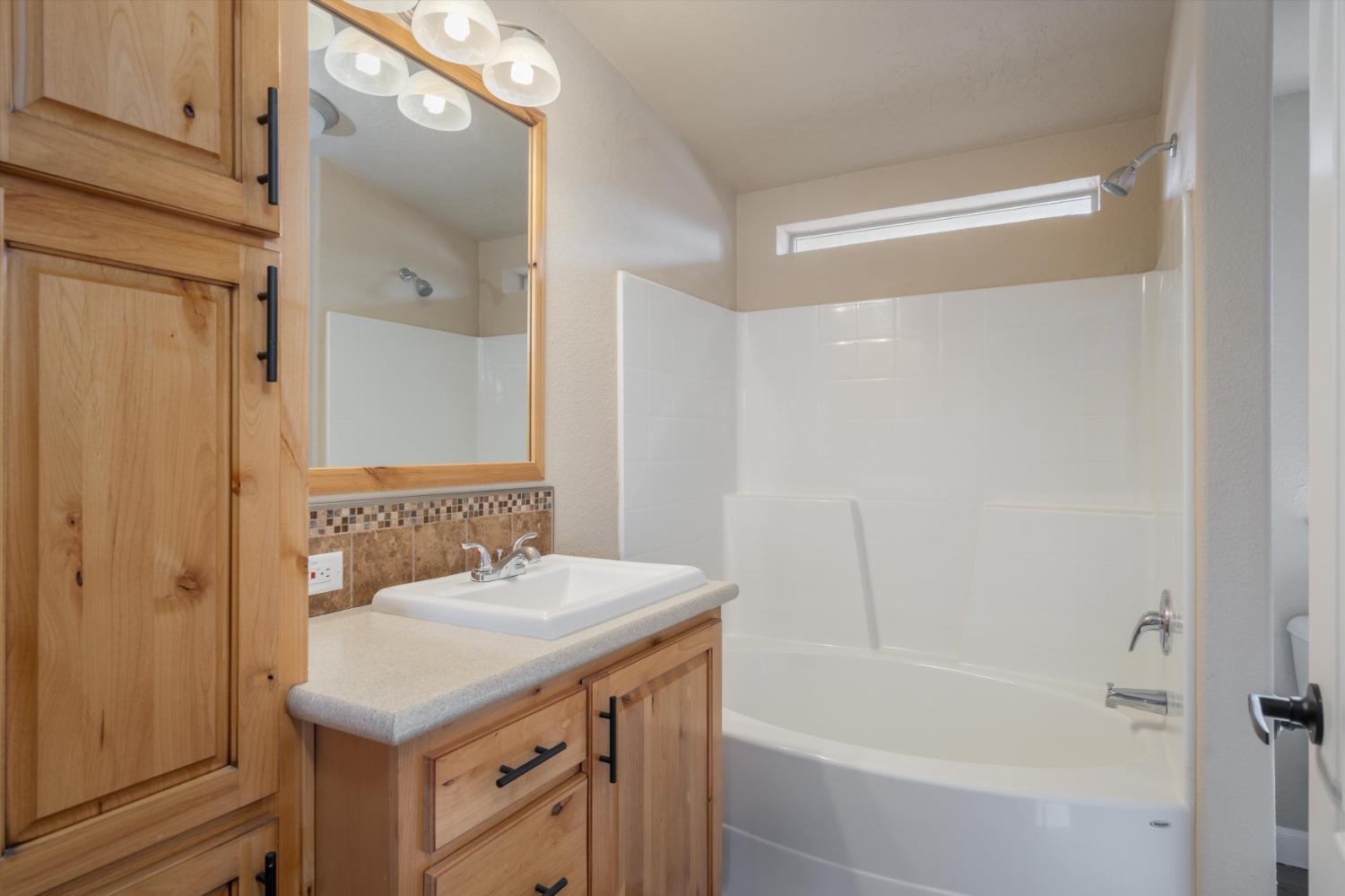 Detail Gallery Image 22 of 36 For 1692 Mulberry Ln, Paradise,  CA 95969 - 3 Beds | 2 Baths