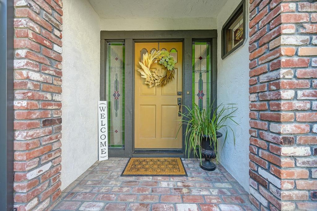 Ridgeglen Way, Fair Oaks, California image 20