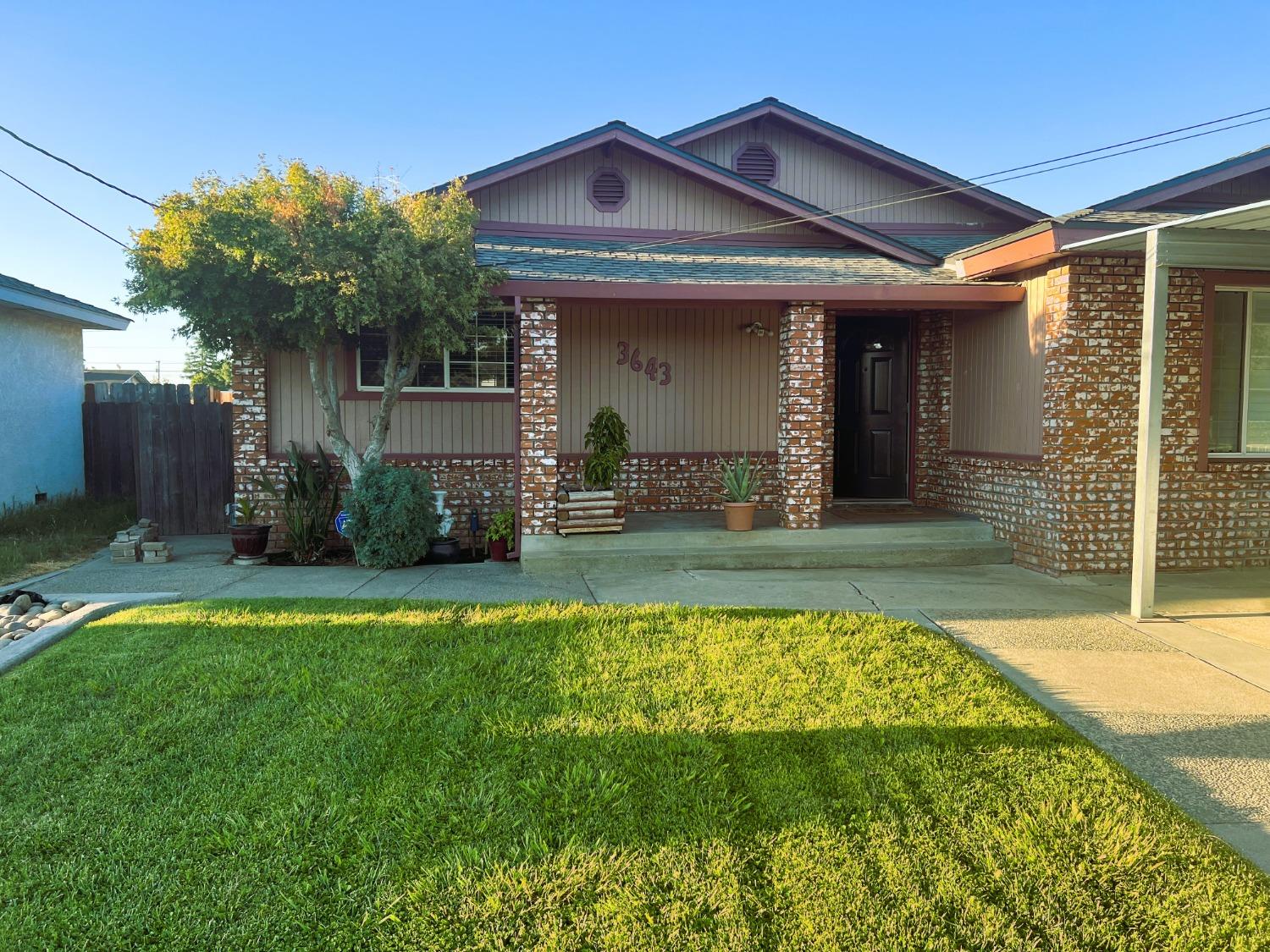 Photo of 3643 Nevada Ave in Riverbank, CA