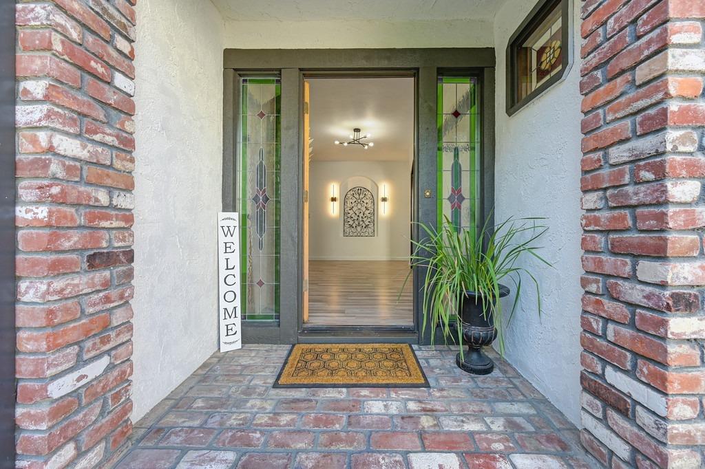 Ridgeglen Way, Fair Oaks, California image 21