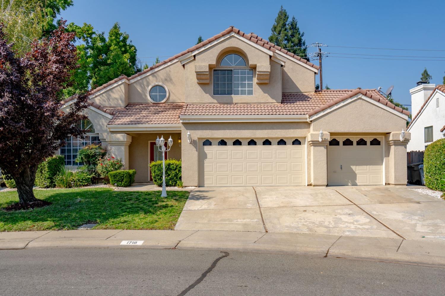 Photo of 1718 Meadowlark Wy in Yuba City, CA