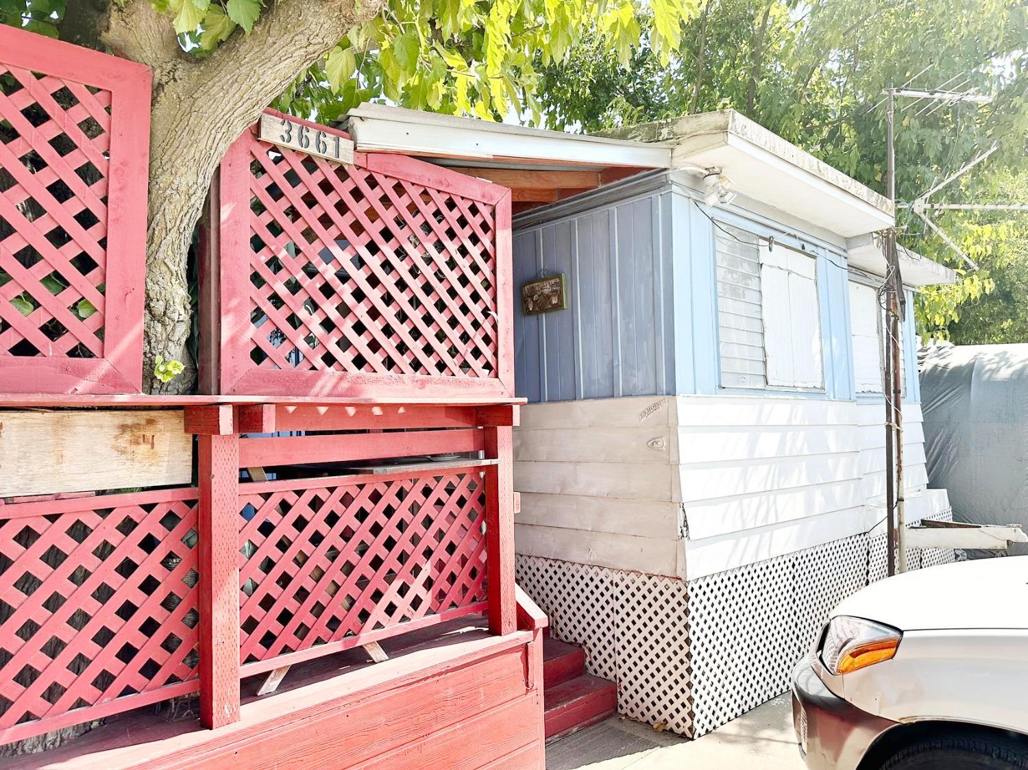 Photo of 3661 Camellia Mather Dr in Sacramento, CA