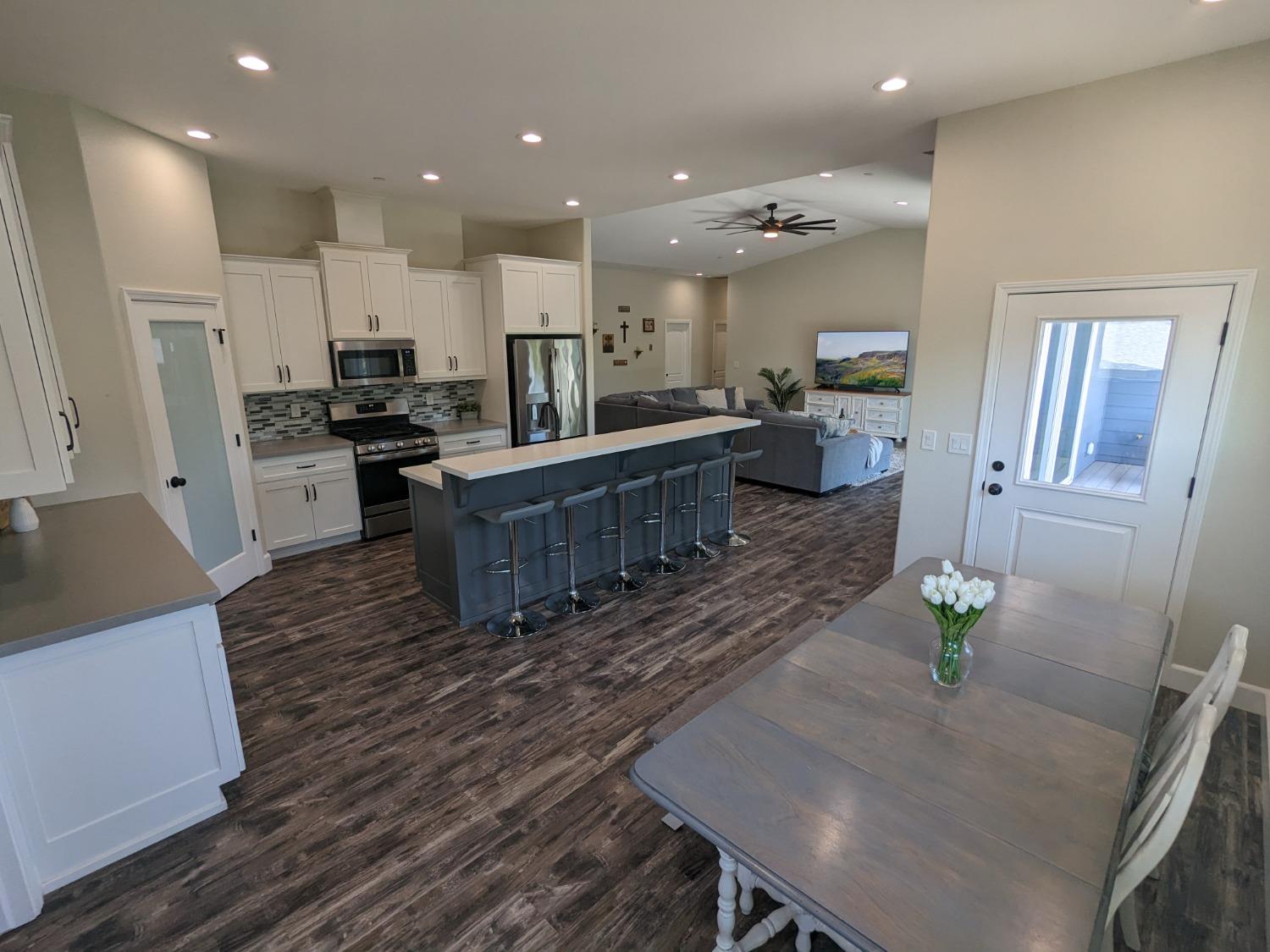 Detail Gallery Image 16 of 55 For 20 Morrell Cir, Oroville,  CA 95966 - 3 Beds | 2/1 Baths