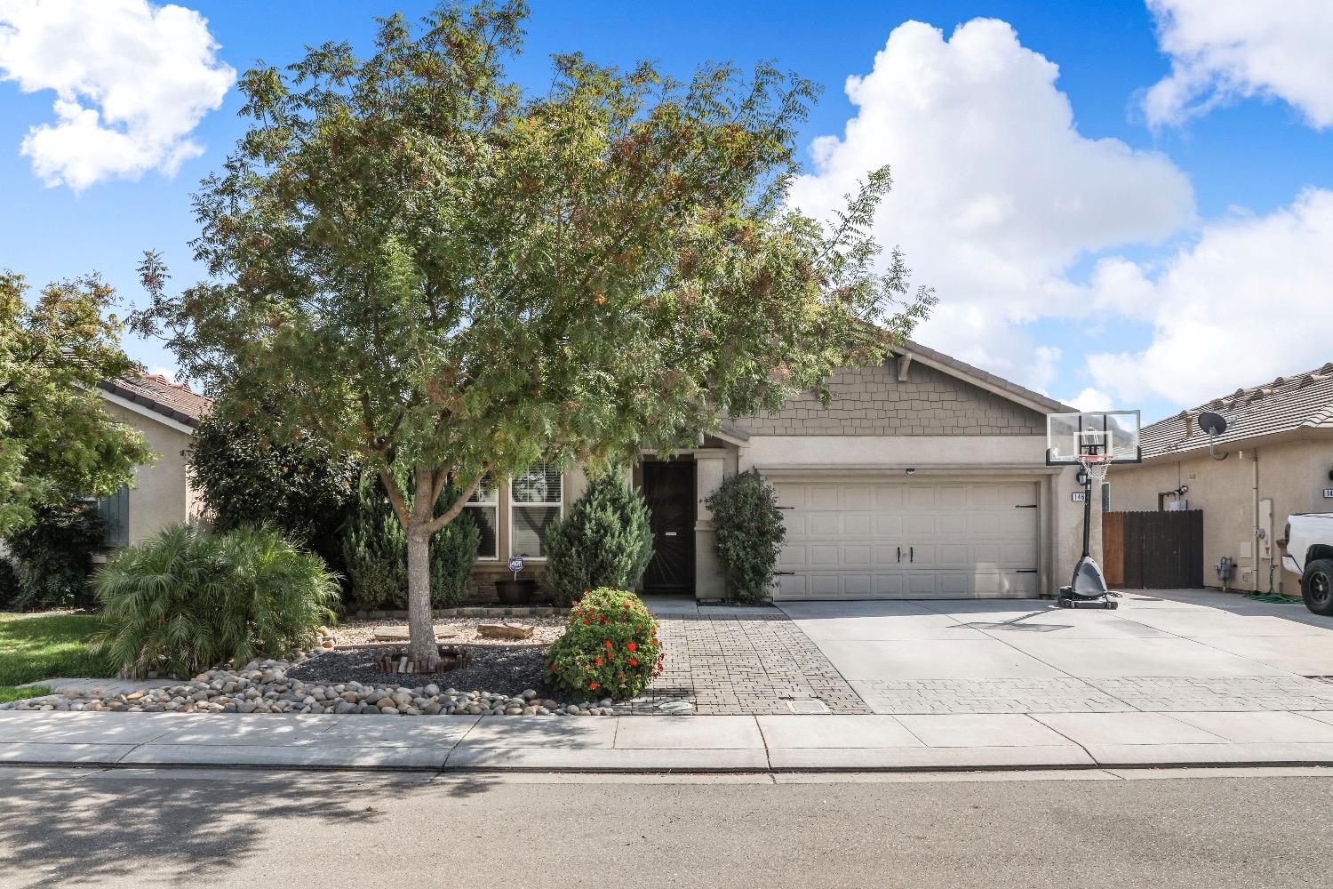 Photo of 1462 Orgullo Ln in Manteca, CA