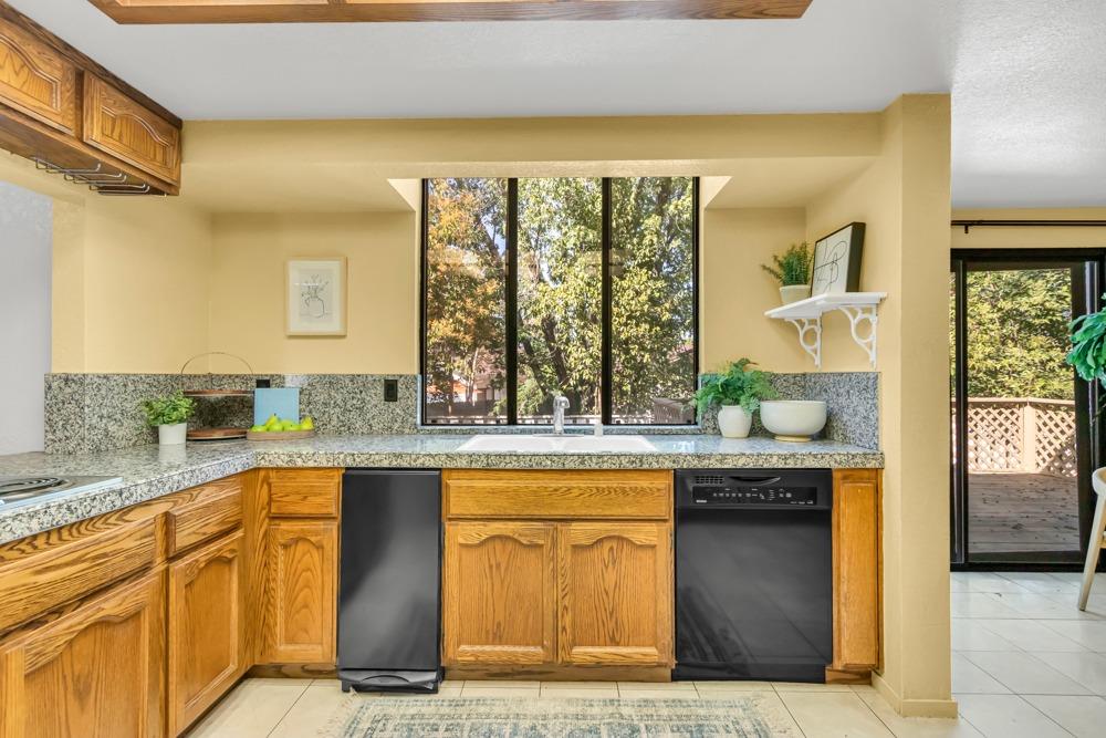 Photo #15: 223092686 Listing: Photo #15