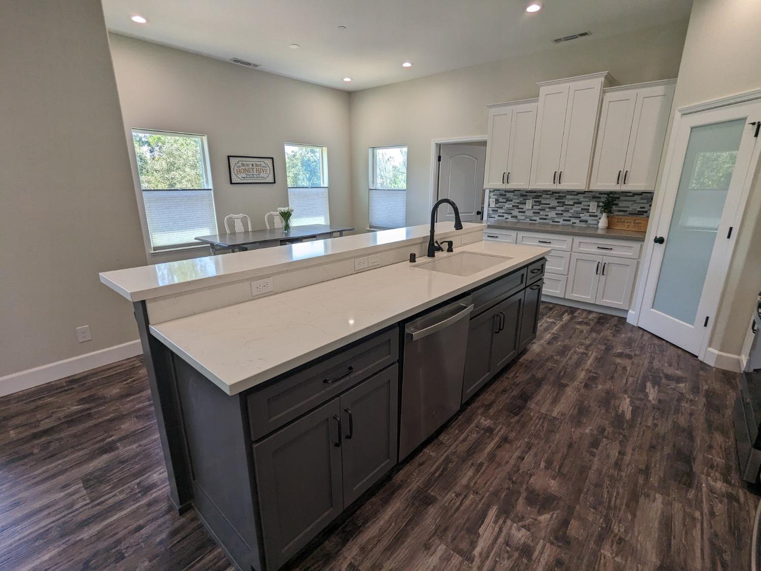 Detail Gallery Image 13 of 55 For 20 Morrell Cir, Oroville,  CA 95966 - 3 Beds | 2/1 Baths