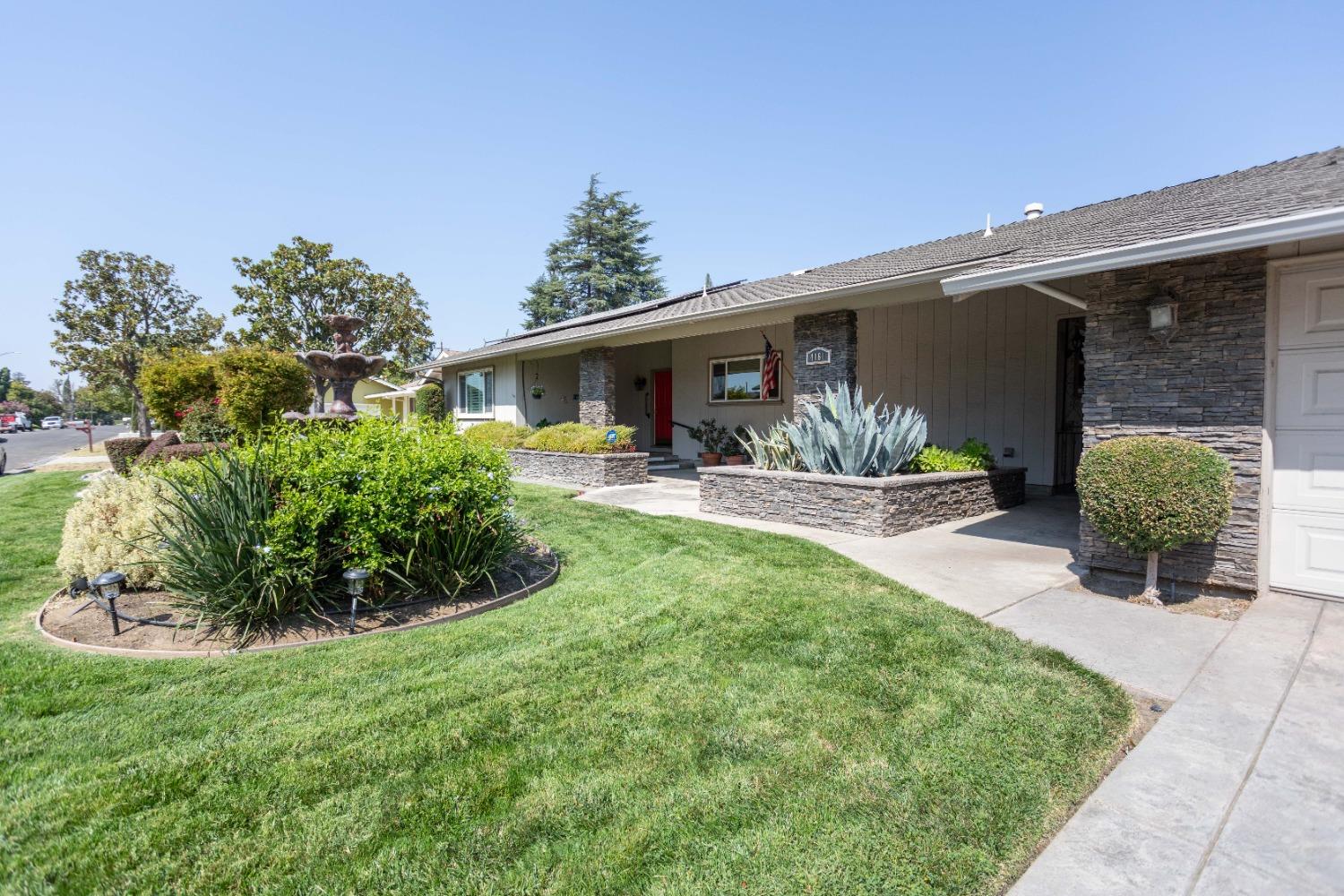 Photo of 4161 Riviera Dr in Stockton, CA