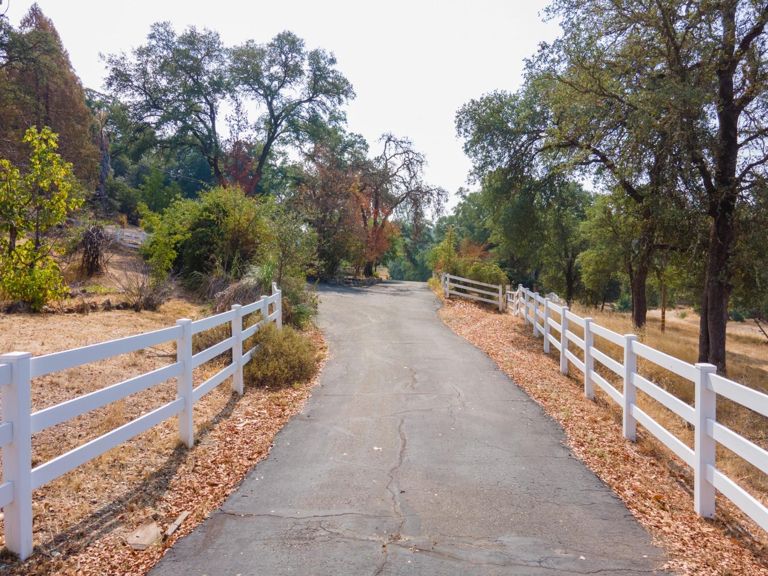 Photo of 5700 Green Valley Rd in Placerville, CA