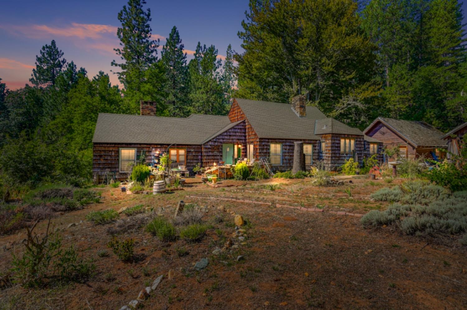 Photo of 836 Moran Rd in Arnold, CA