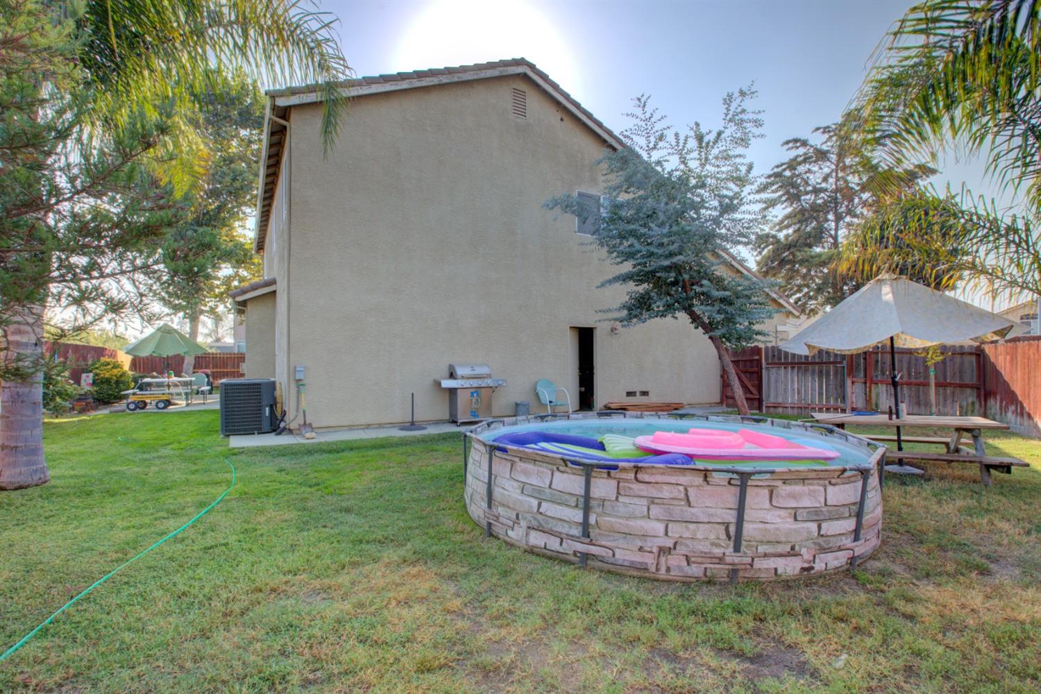 Detail Gallery Image 15 of 18 For 2755 E Colleen Ct, Livingston,  CA 95334 - 4 Beds | 2/1 Baths