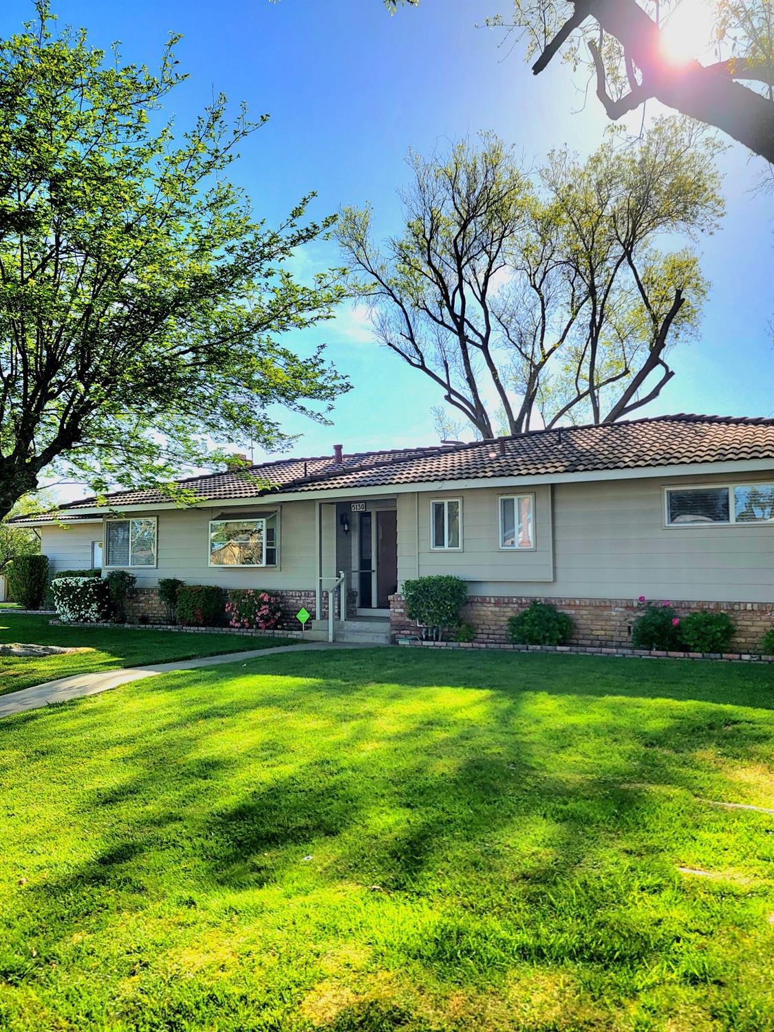 Photo of 5130 Columbine Wy in Carmichael, CA