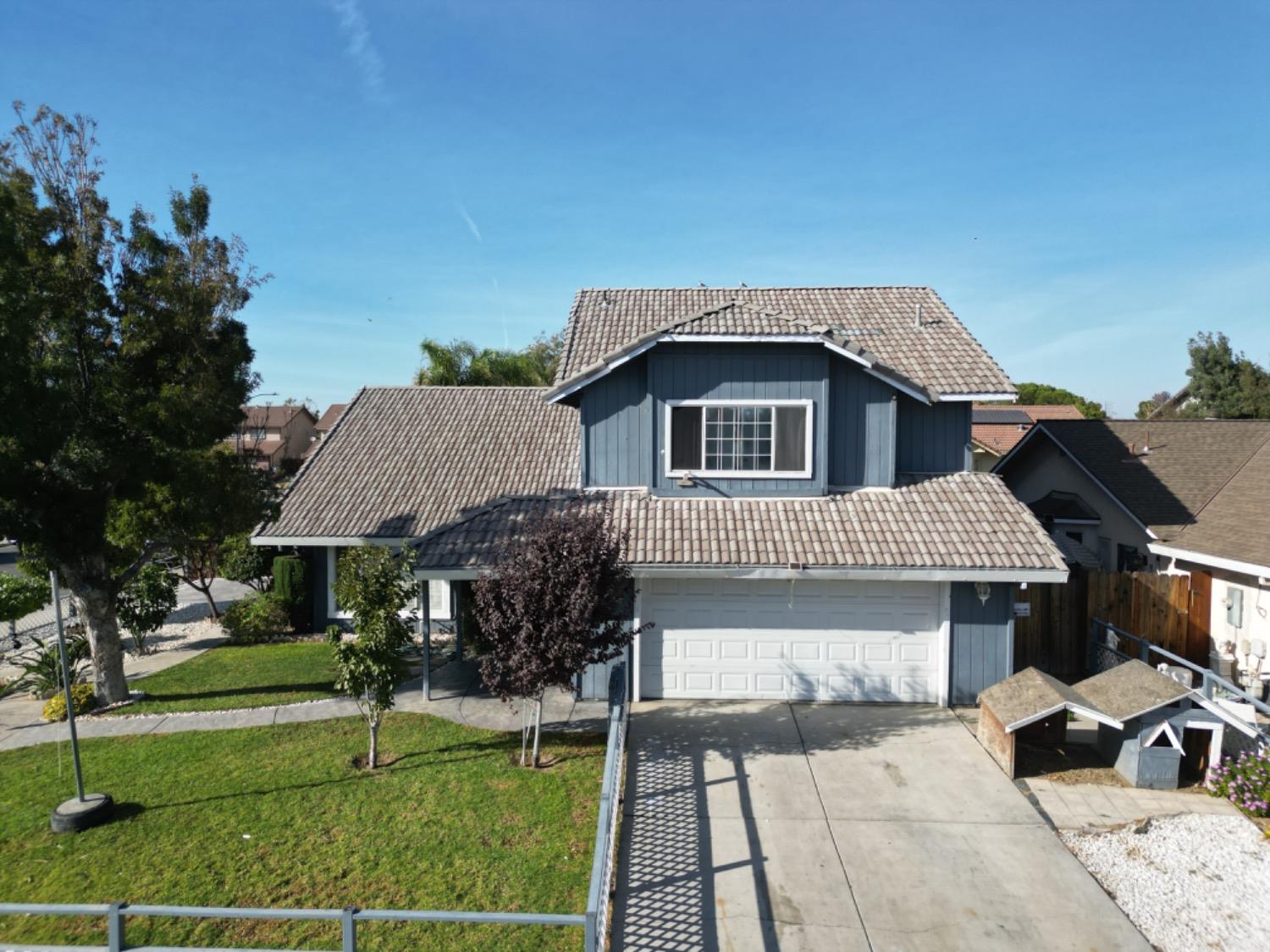 Photo of 706 Santa Barbara St in Los Banos, CA