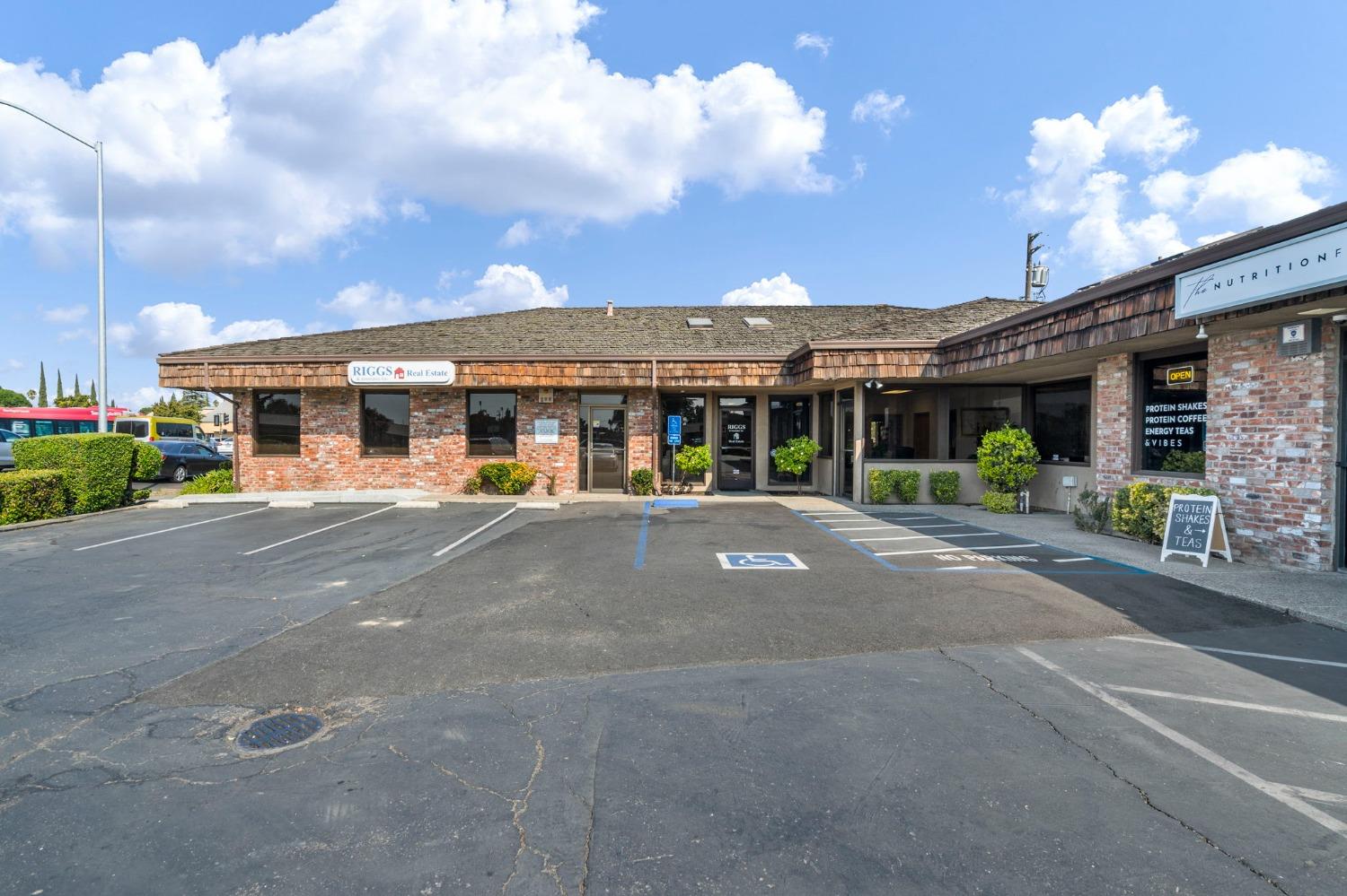 Photo of 4600 N Pershing Ave in Stockton, CA