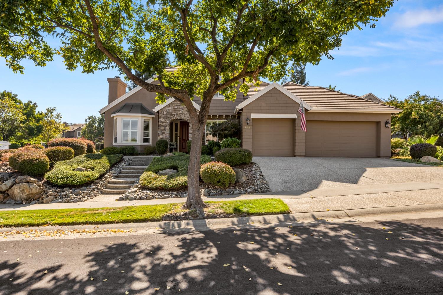 Photo of 11301 Rain Tree Ct in Auburn, CA
