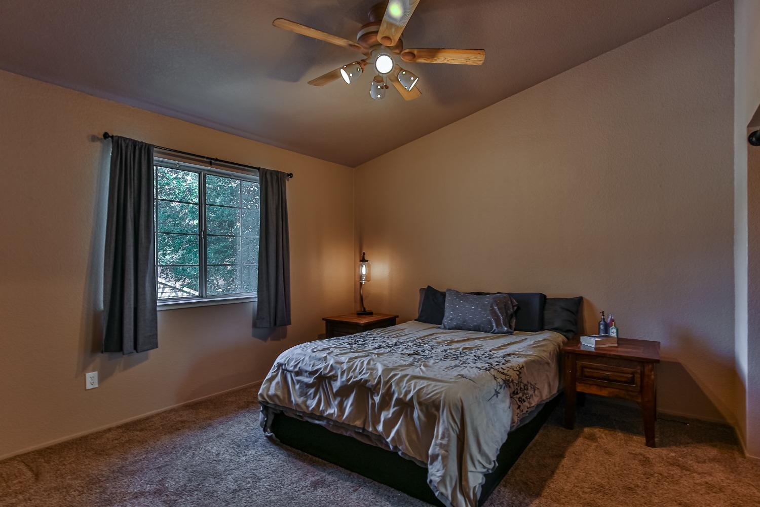 Photo #13: 223093846 Listing: Photo #13