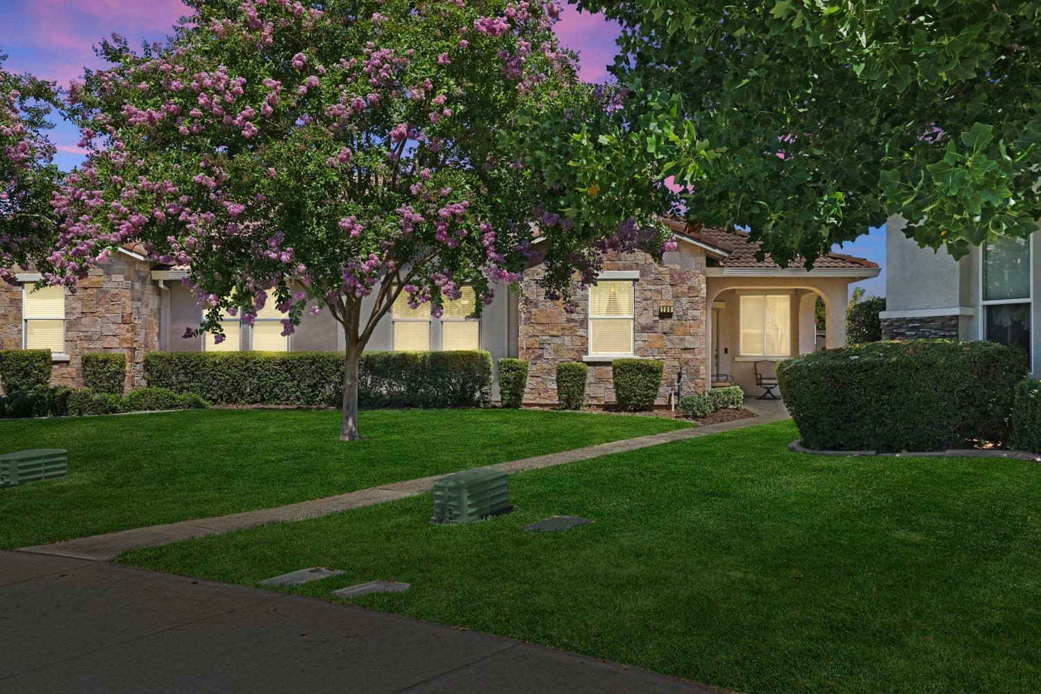 Photo of 200 N Mill Valley Cir in Sacramento, CA