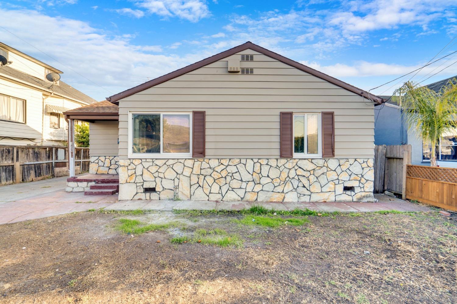 Photo of 1824 Gaynor Ave in Richmond, CA