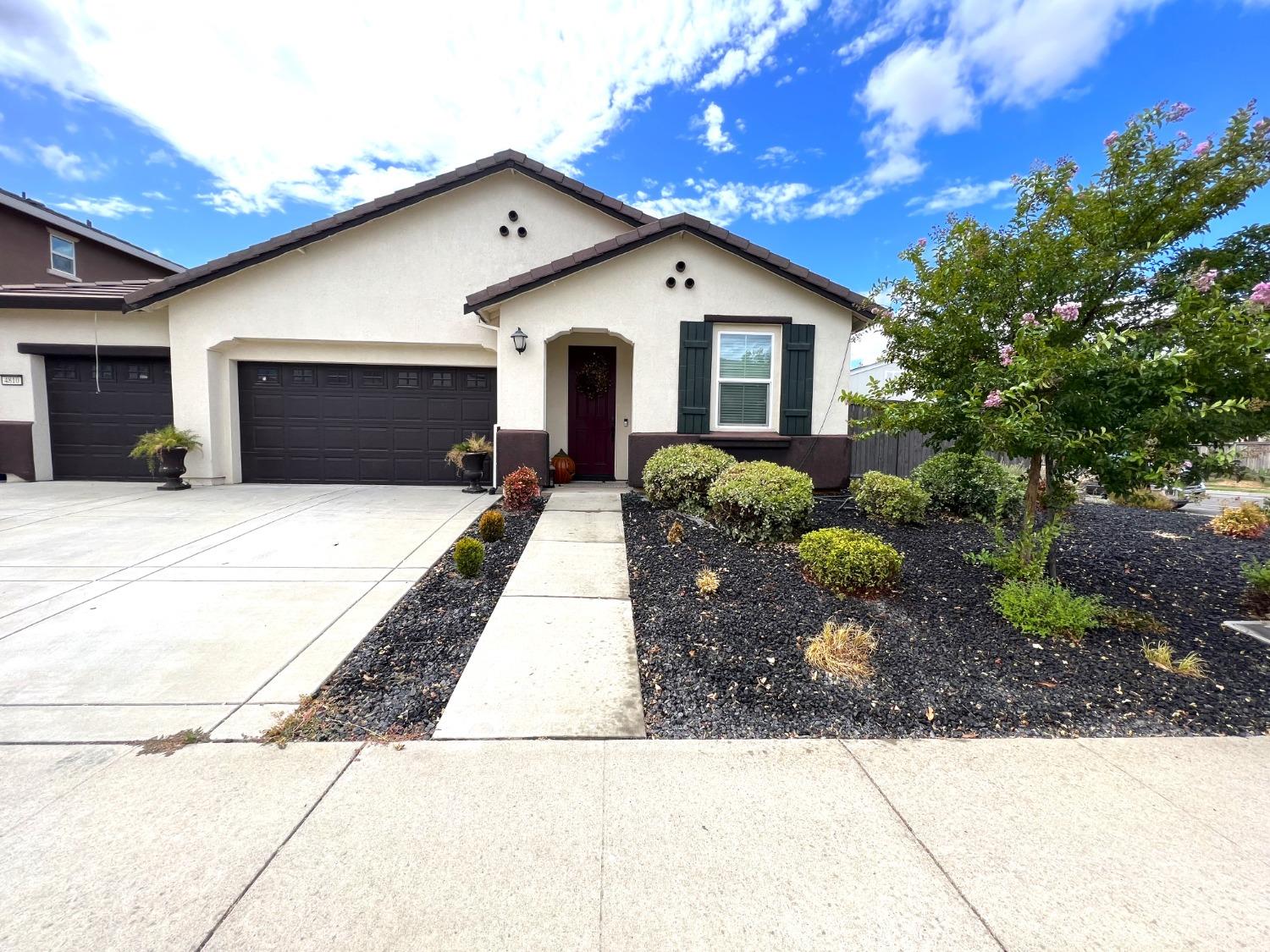 Photo of 4810 Copper Sunset Wy in Rancho Cordova, CA