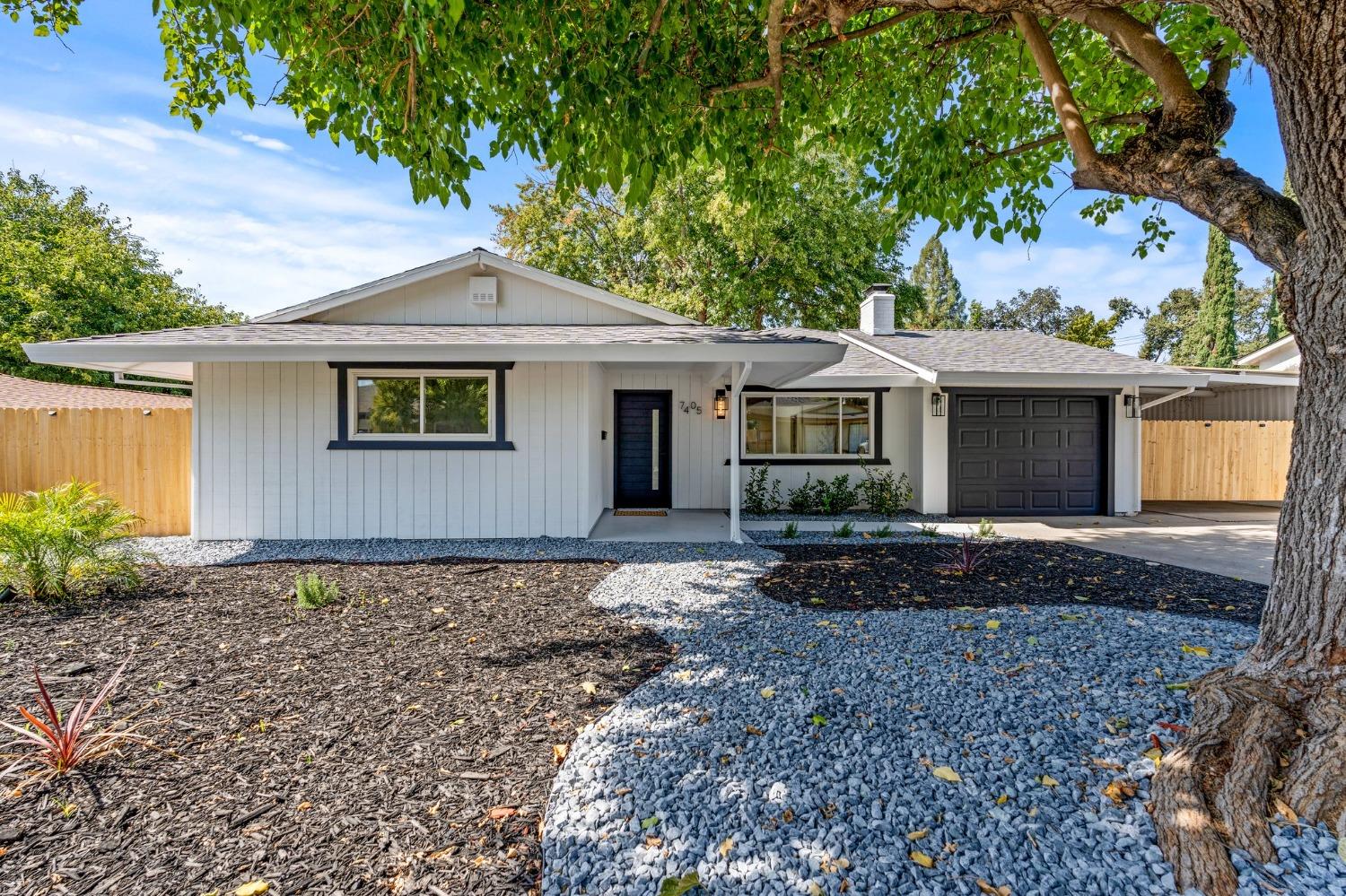 Photo of 7405 Sagemont Wy in Citrus Heights, CA