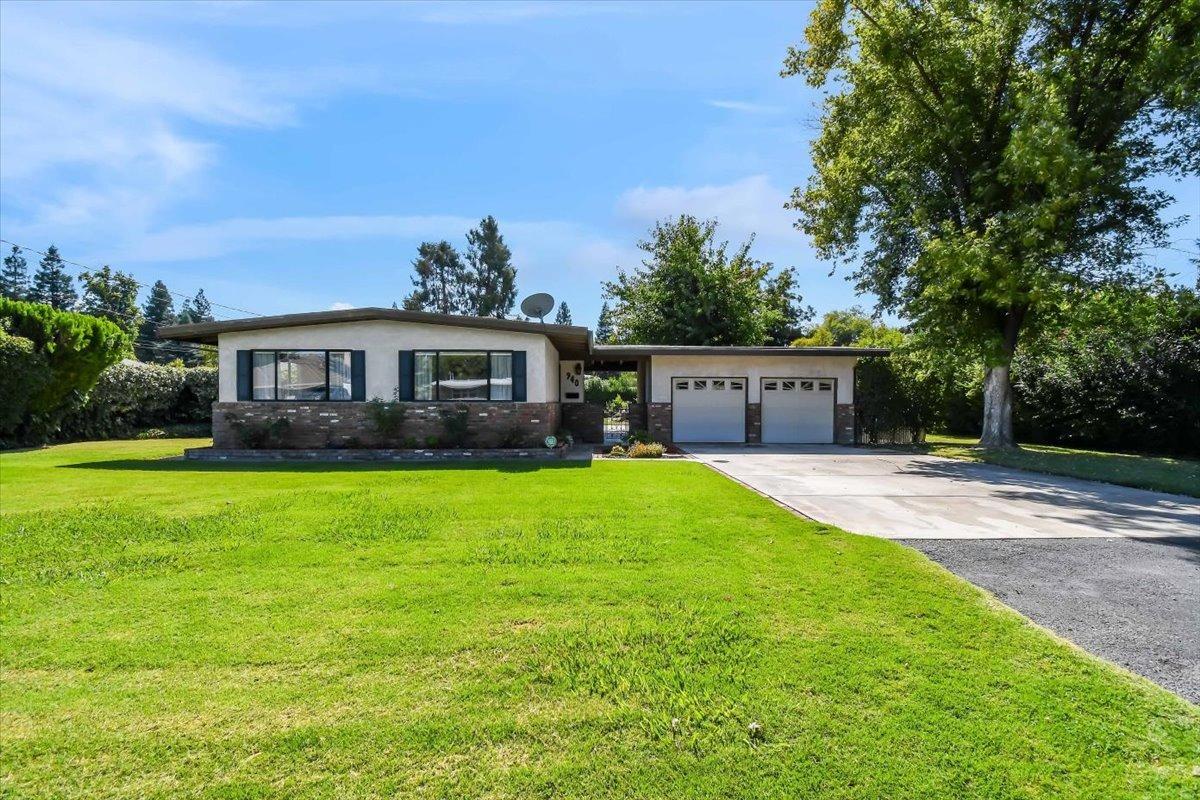 Photo of 940 Malick Ave in Yuba City, CA