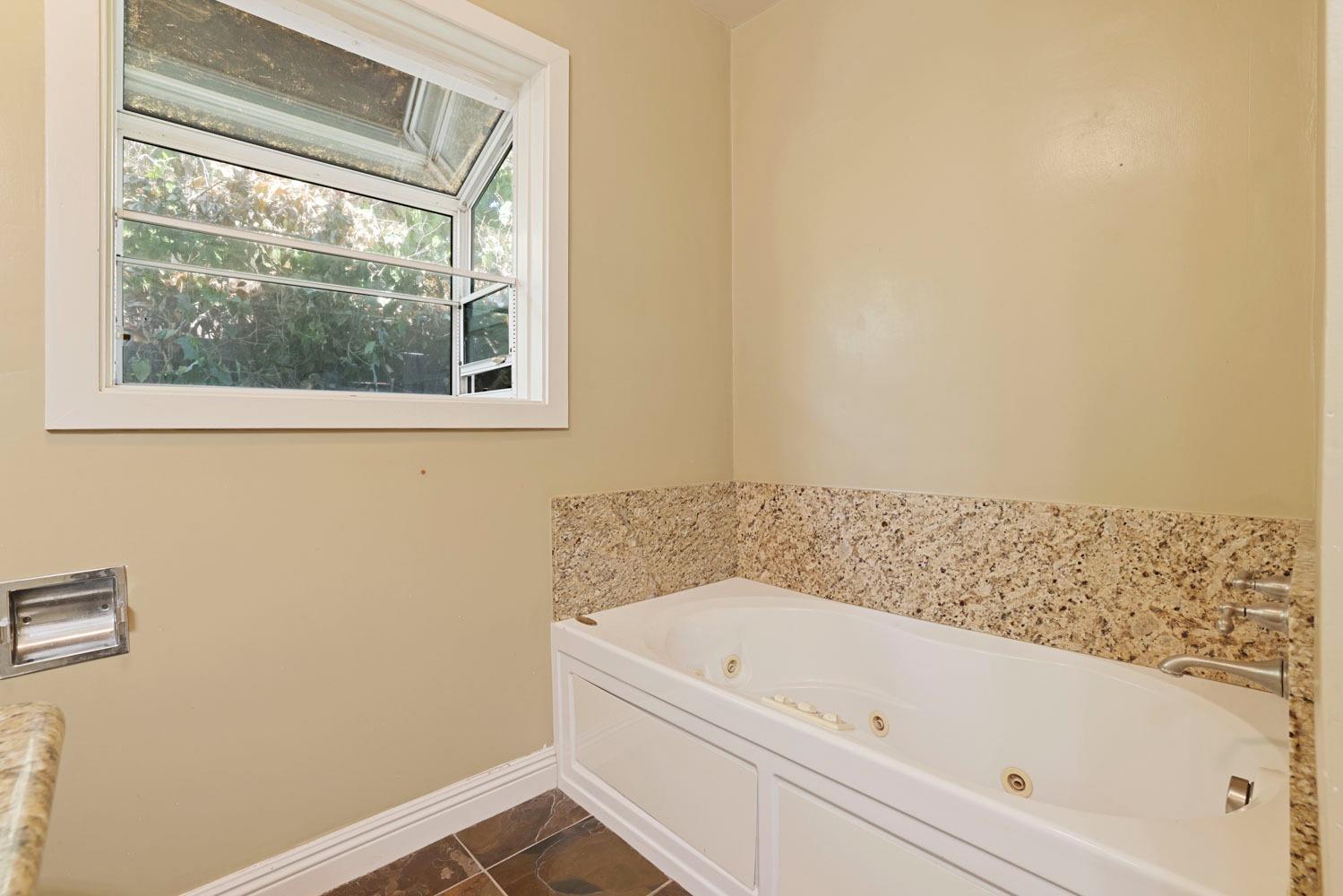 Detail Gallery Image 20 of 52 For 15 Barton, Oakdale,  CA 95361 - 3 Beds | 2 Baths