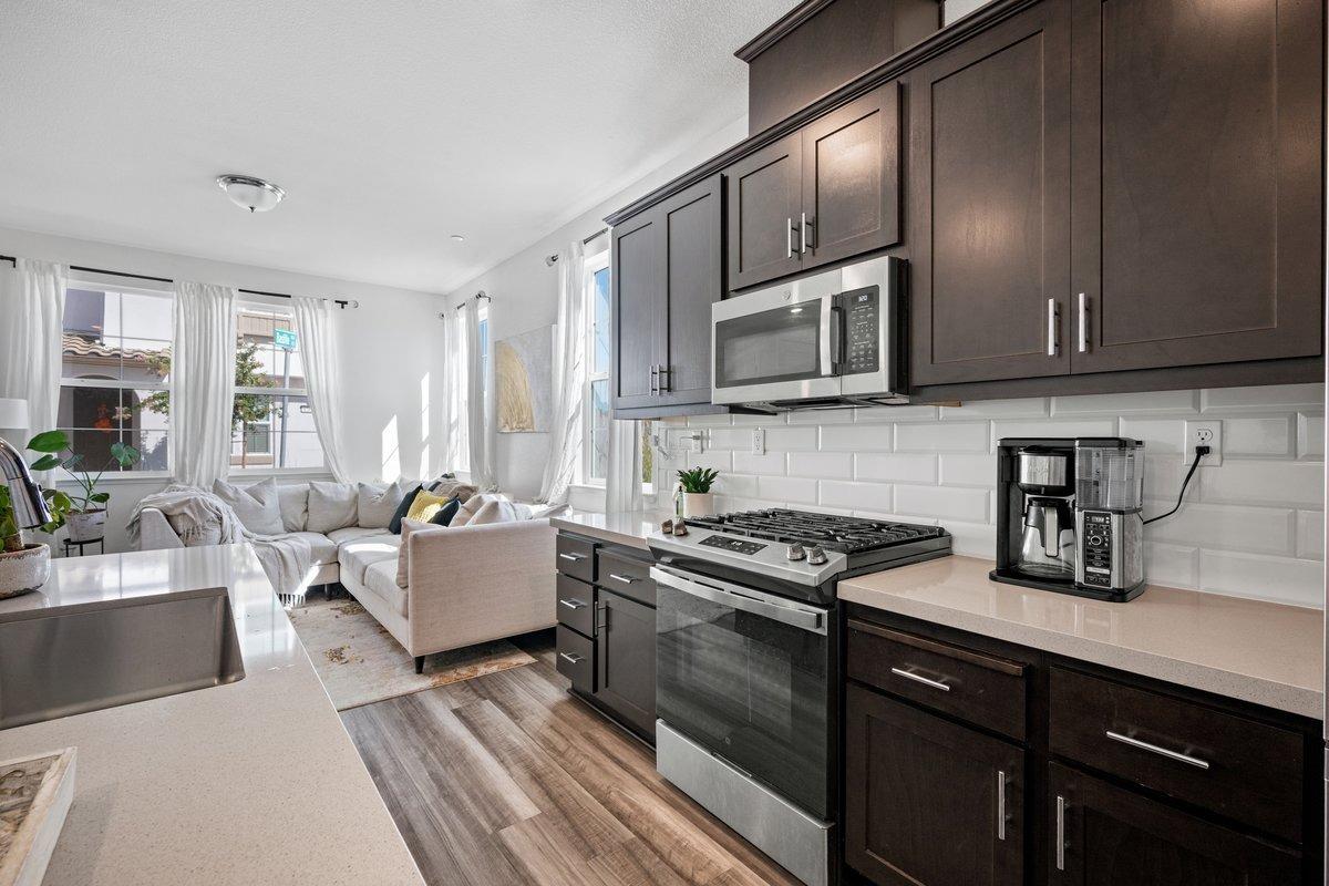 Photo #6: 223094313 Listing 