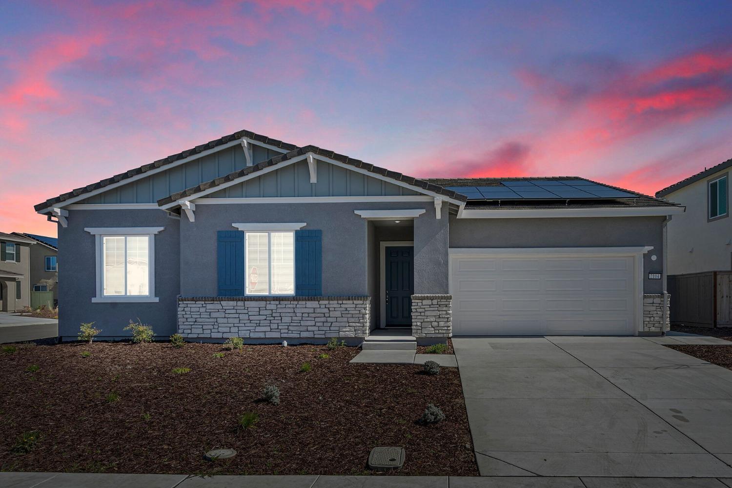 Photo of 2104 Day Lily Ave in Manteca, CA
